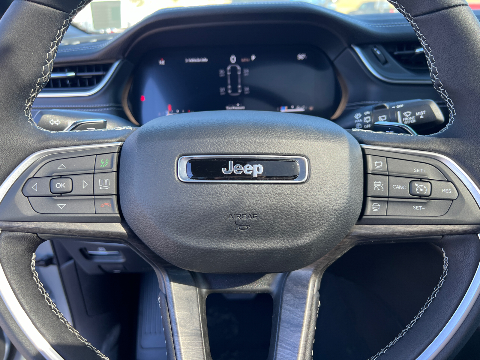 2024 Jeep Grand Cherokee L Limited 25