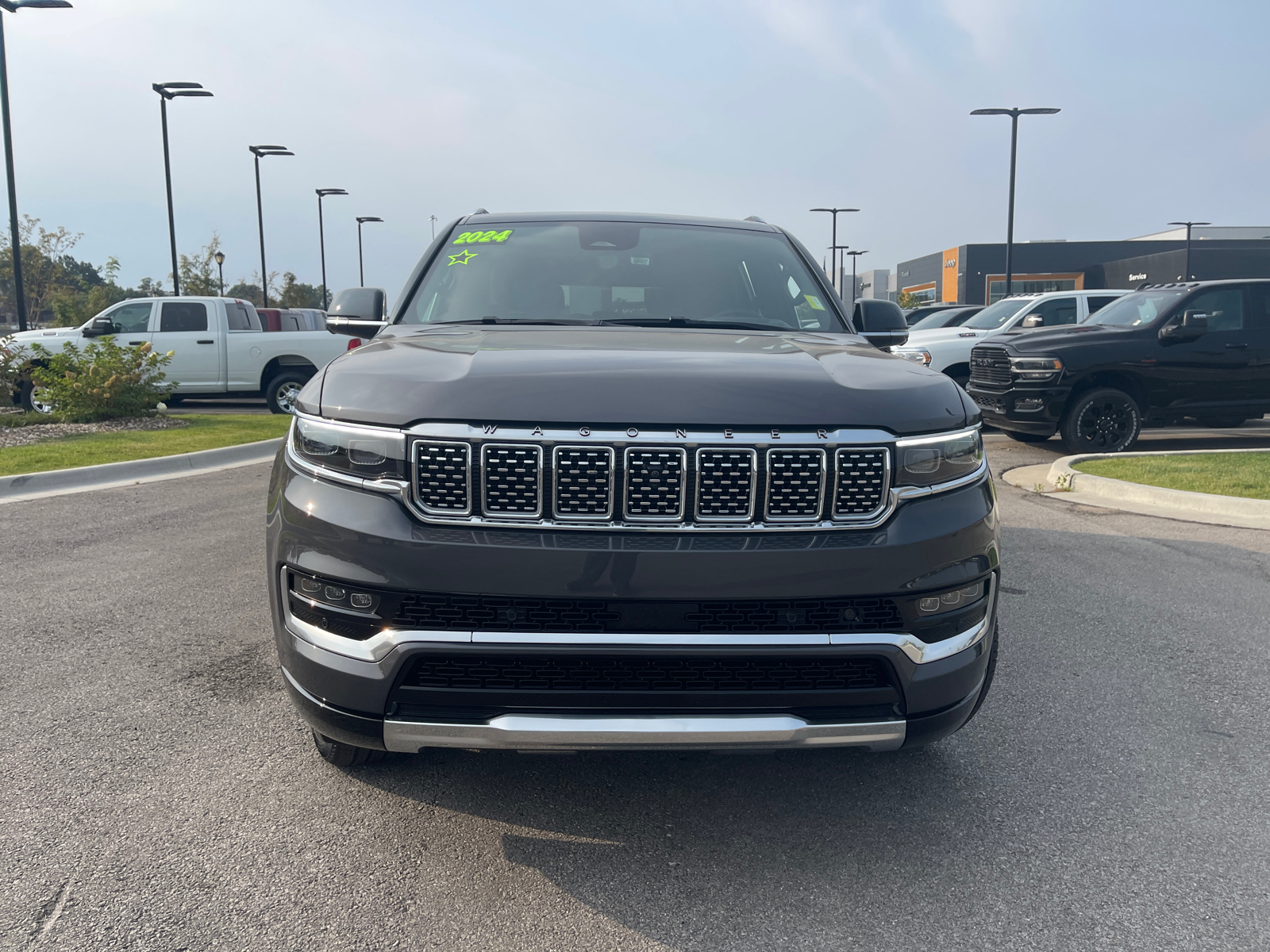 2024 Jeep Grand Wagoneer L Series III 3