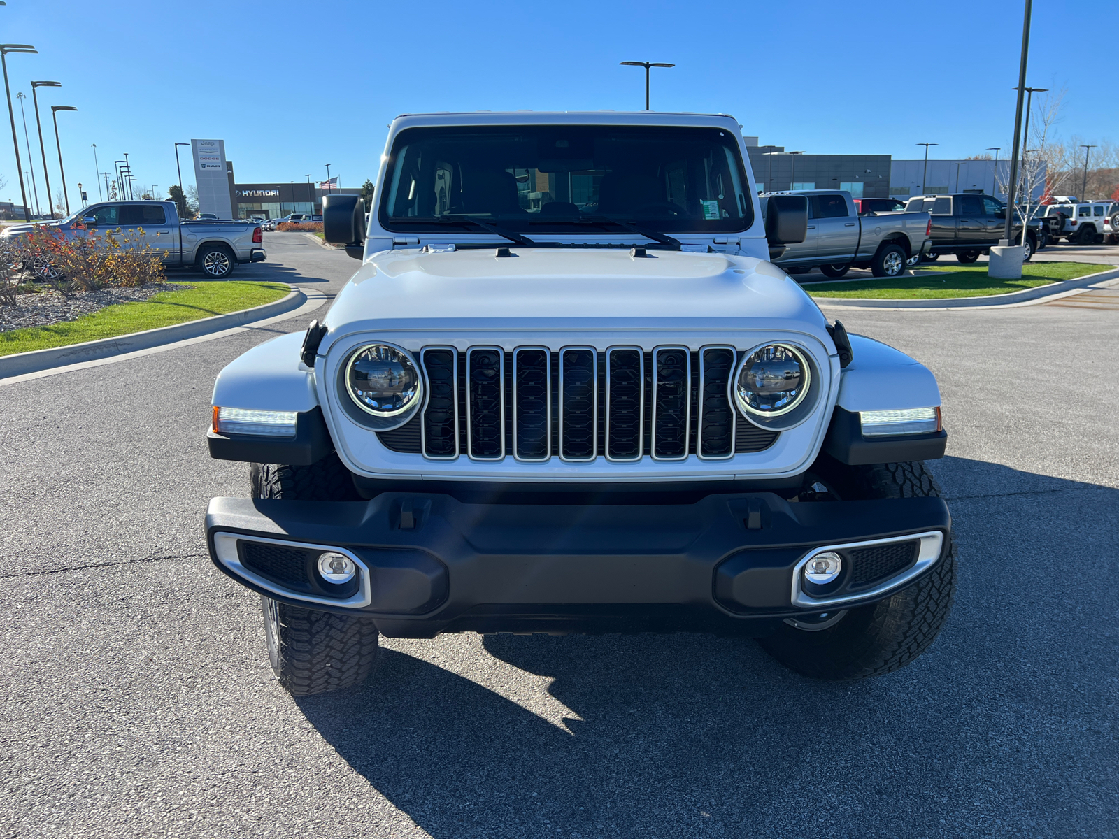 2024 Jeep Wrangler Sahara 3