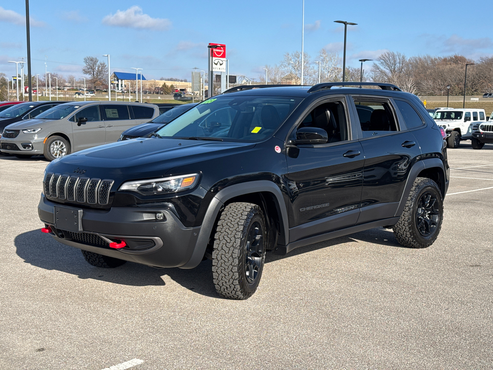 2023 Jeep Cherokee Trailhawk 4