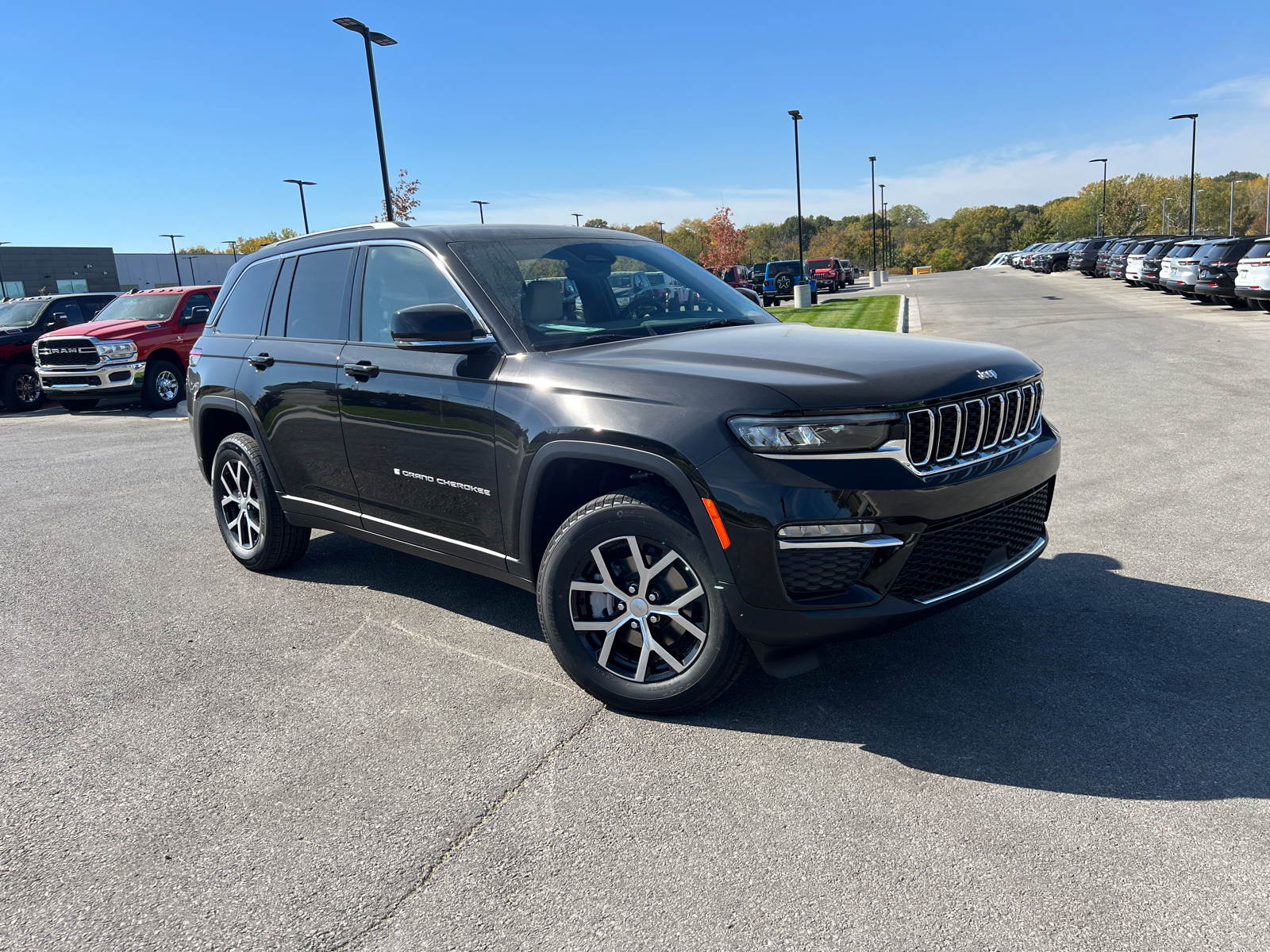 2025 Jeep Grand Cherokee Limited 1