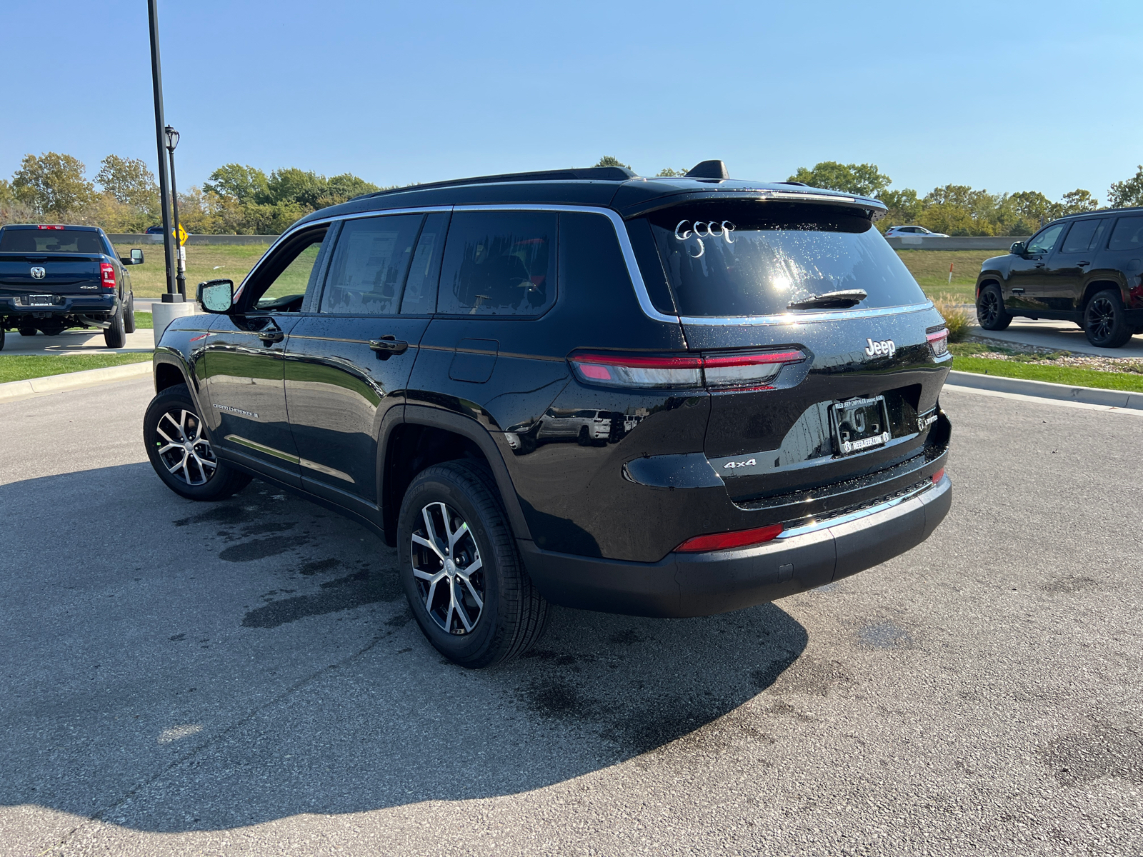 2025 Jeep Grand Cherokee L Limited 7