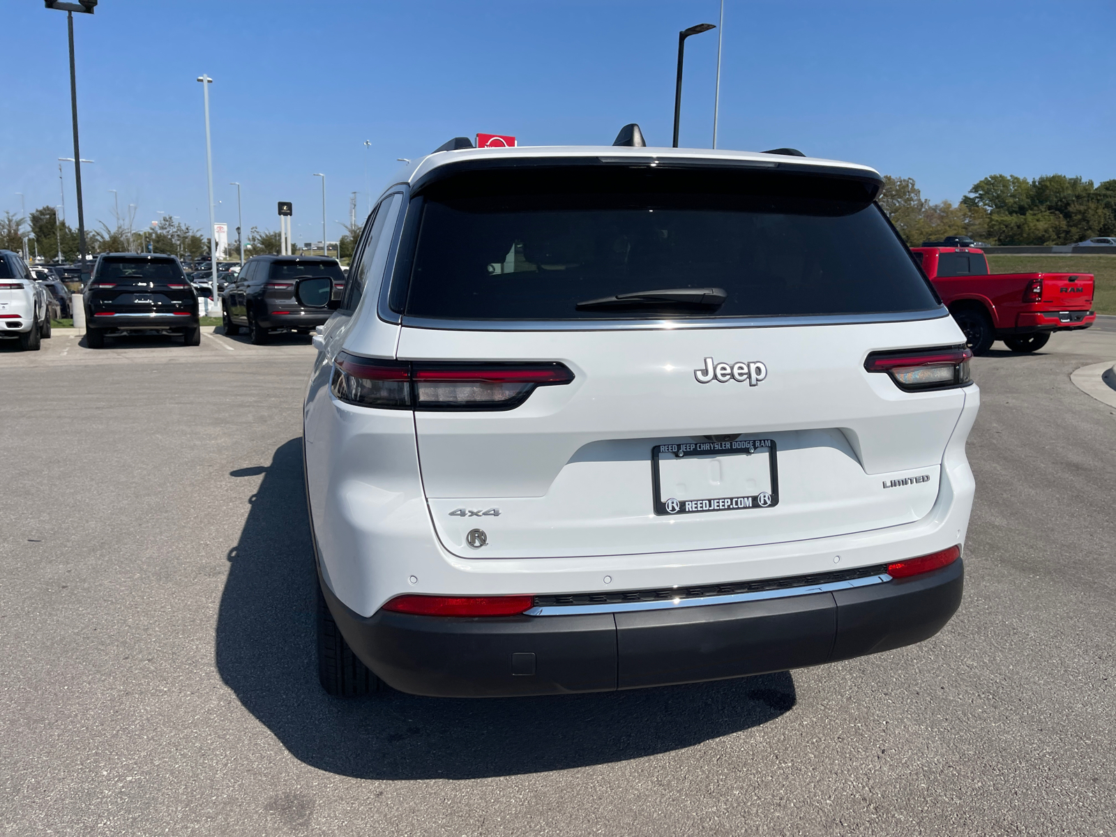 2025 Jeep Grand Cherokee L Limited 8