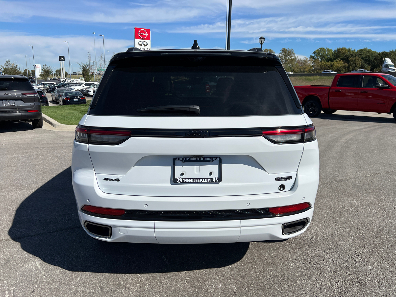 2025 Jeep Grand Cherokee Summit 8