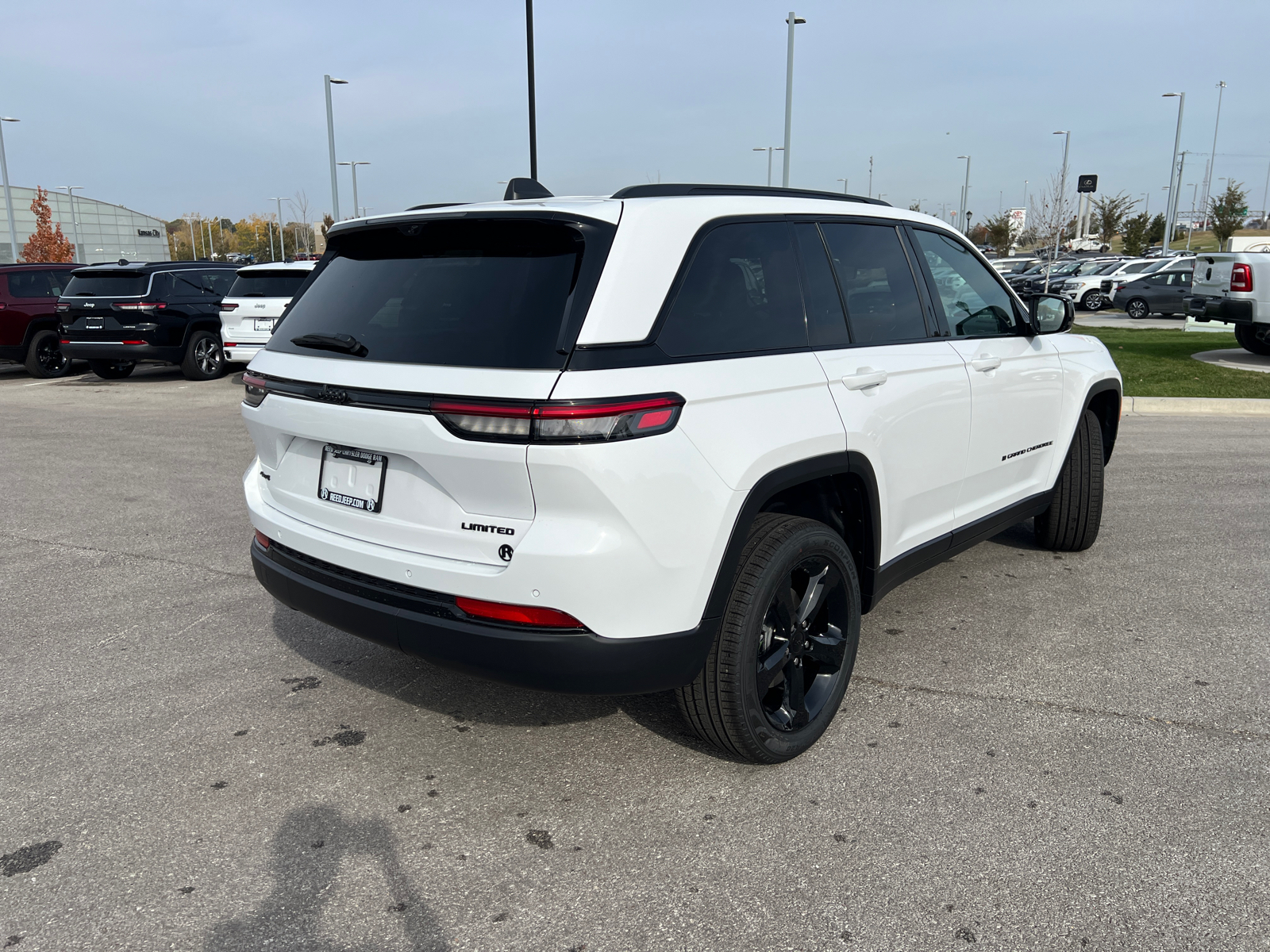 2025 Jeep Grand Cherokee Limited 9