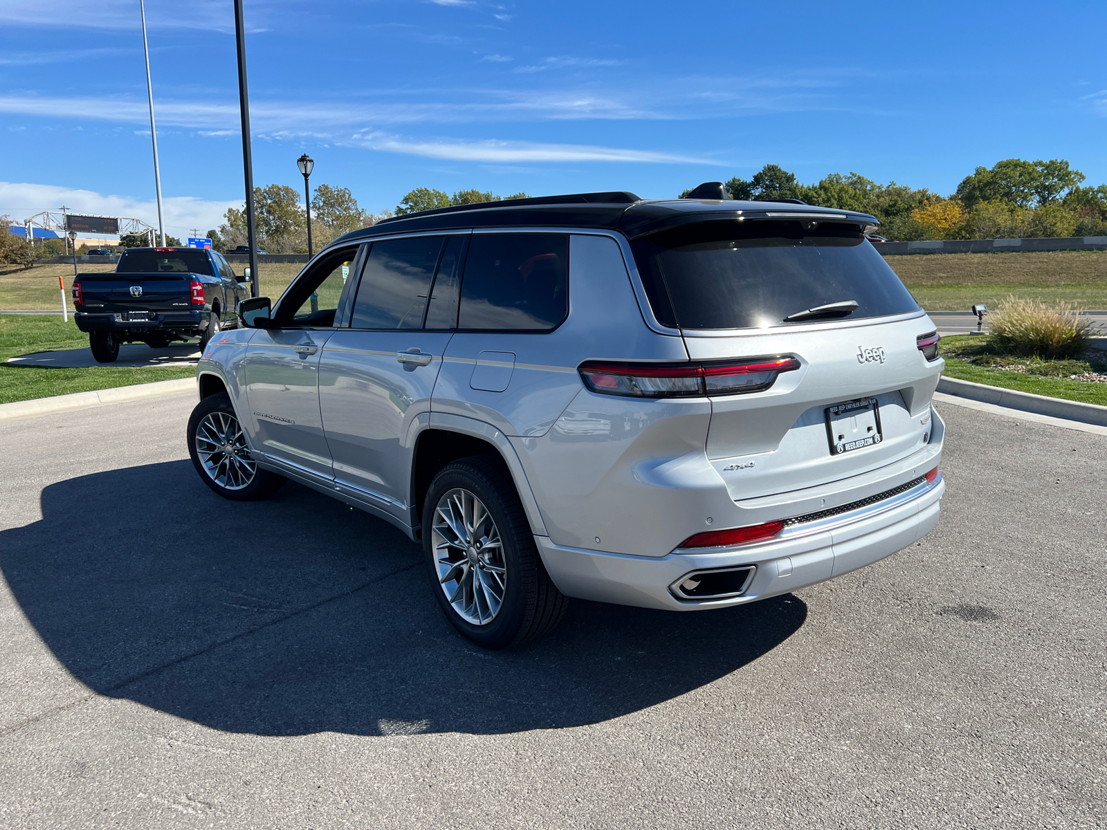 2025 Jeep Grand Cherokee L Summit 7