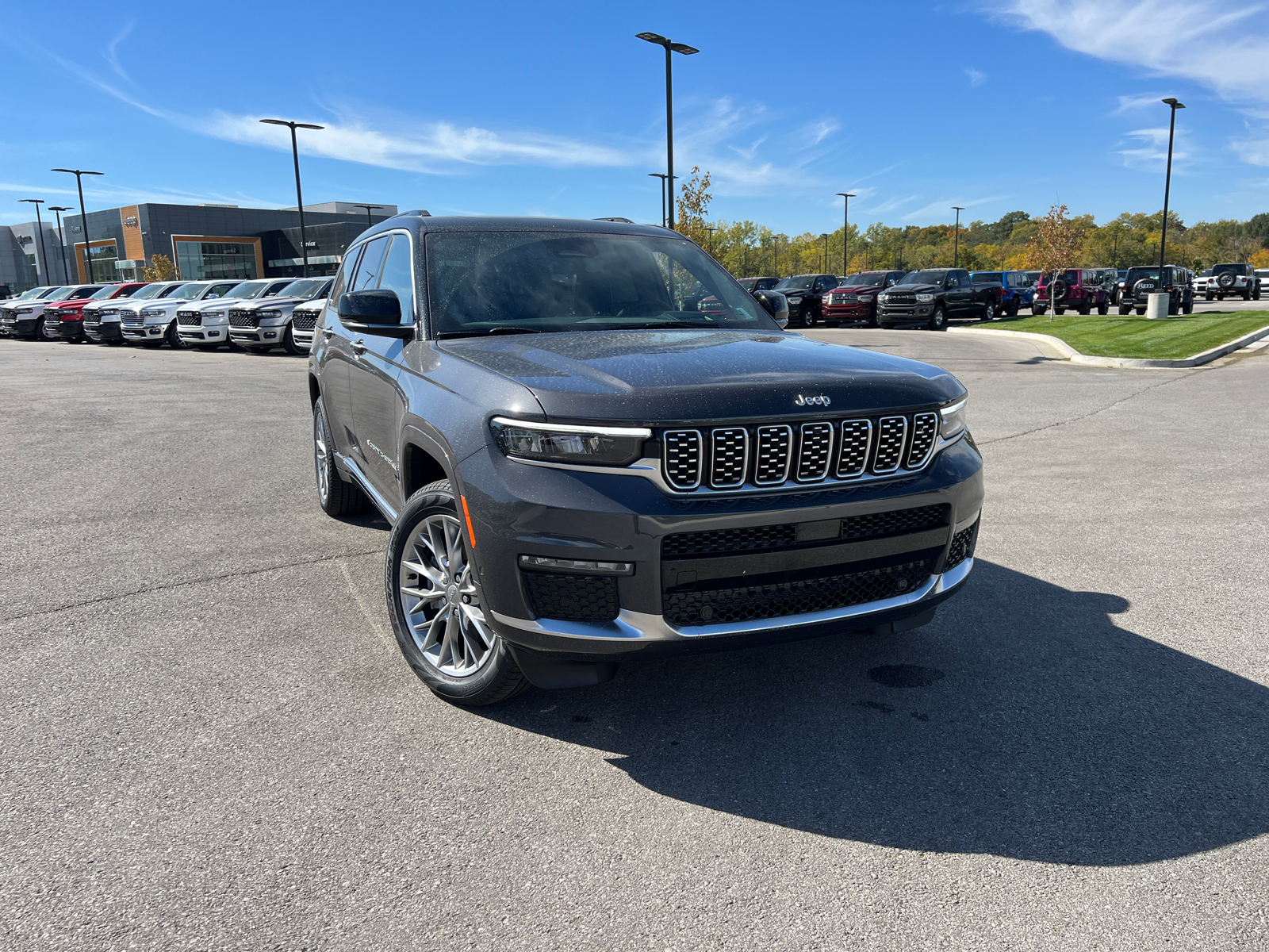 2025 Jeep Grand Cherokee L Summit 2