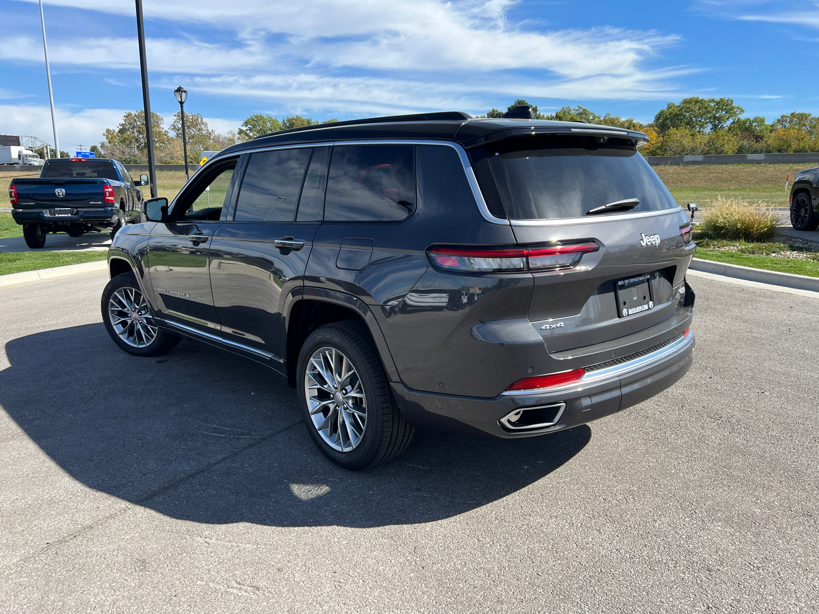 2025 Jeep Grand Cherokee L Summit 7