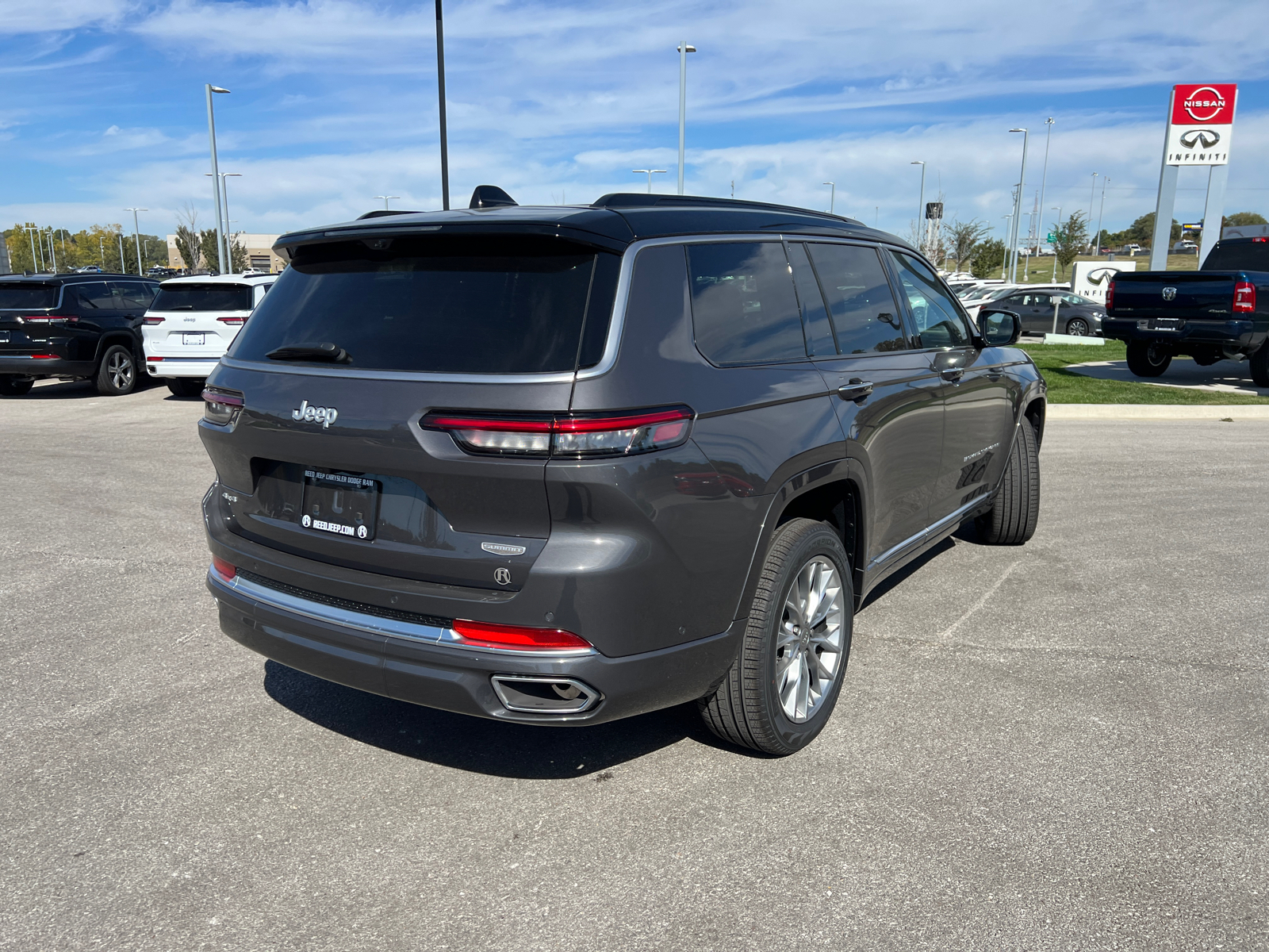 2025 Jeep Grand Cherokee L Summit 9