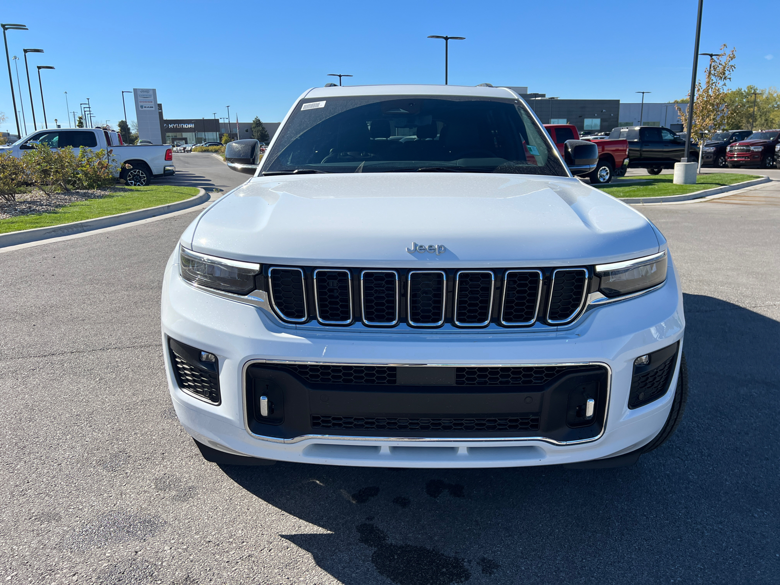 2025 Jeep Grand Cherokee L Overland 3