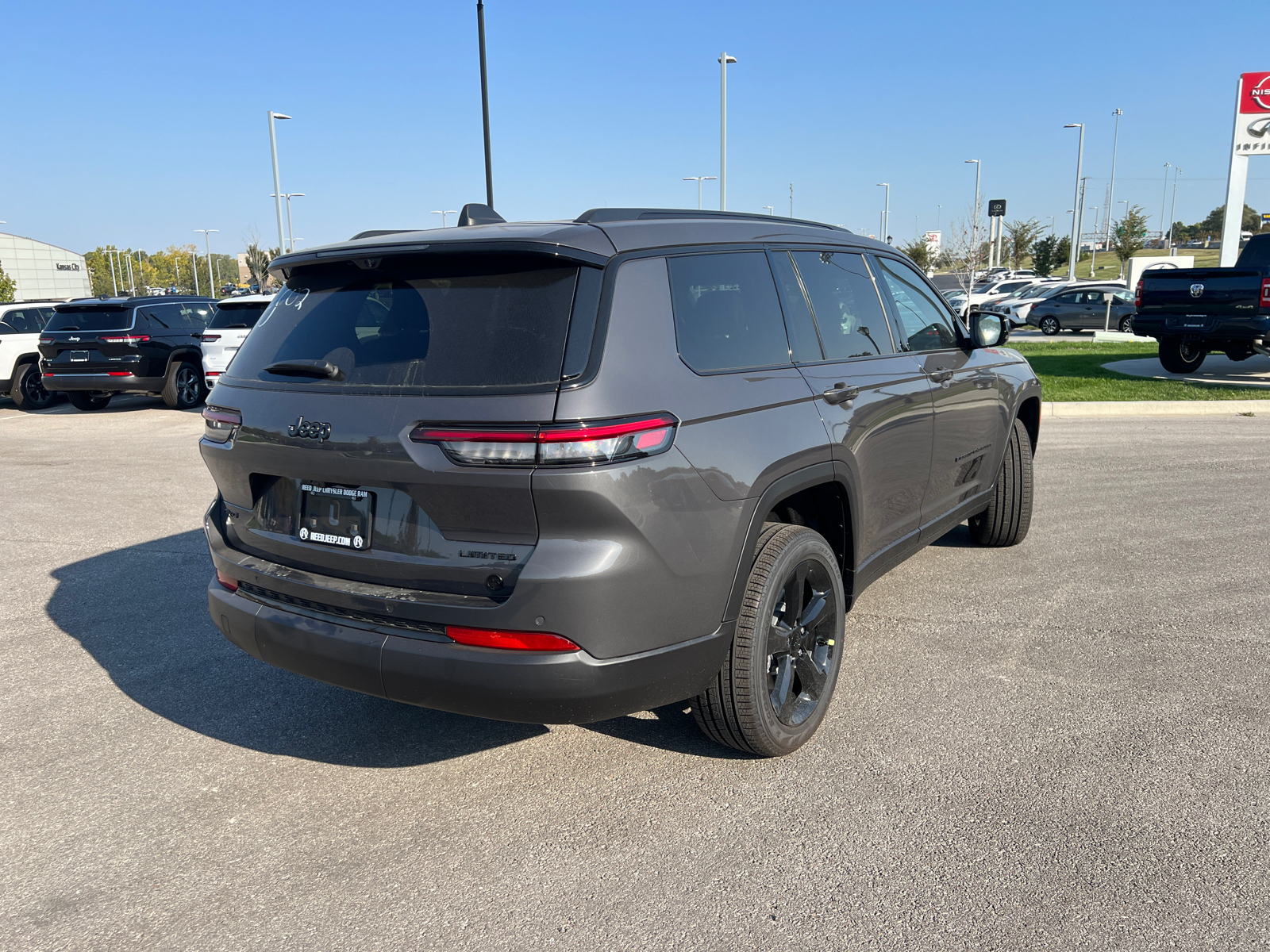 2025 Jeep Grand Cherokee L Limited 9