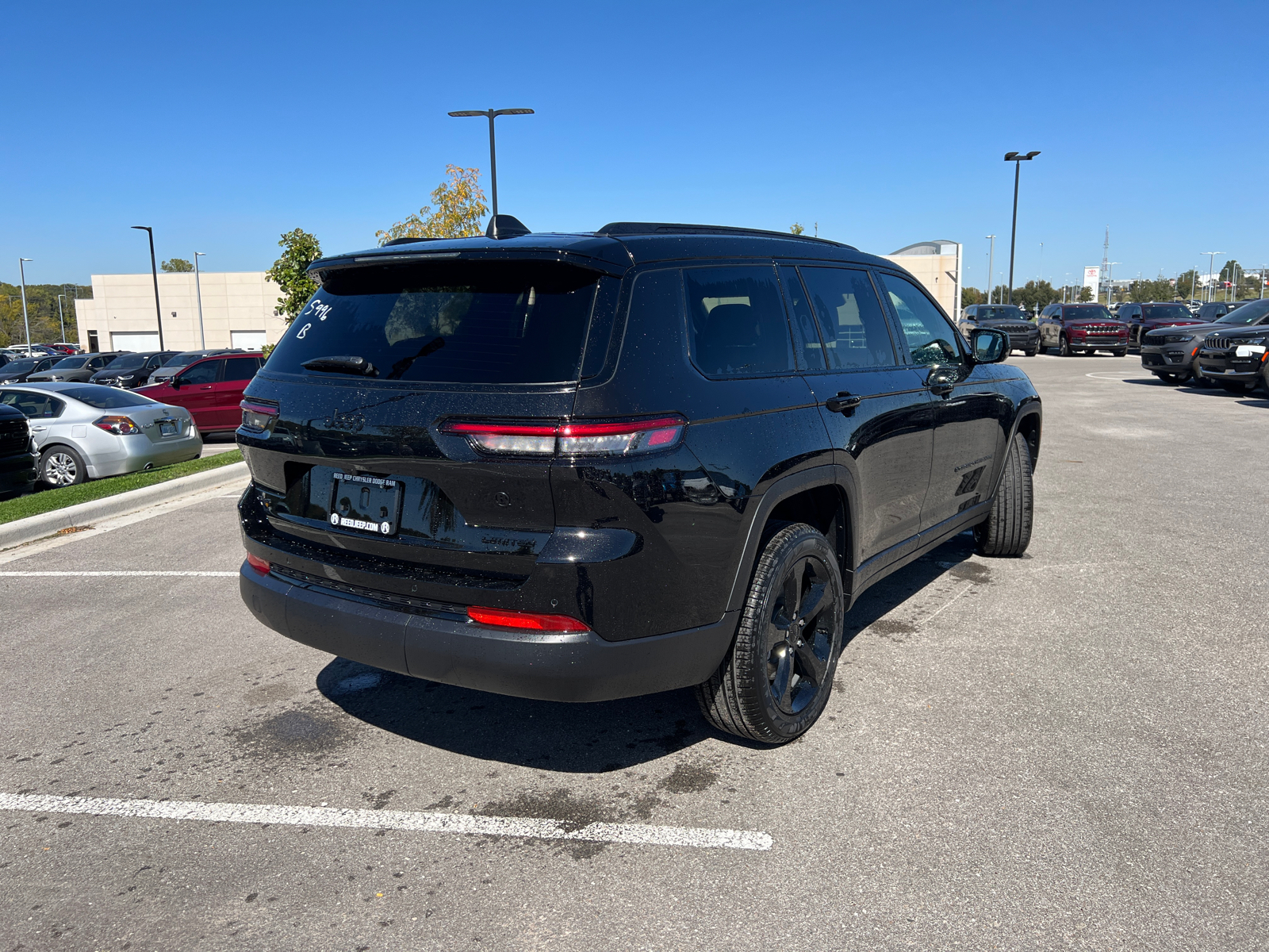 2025 Jeep Grand Cherokee L Limited 9