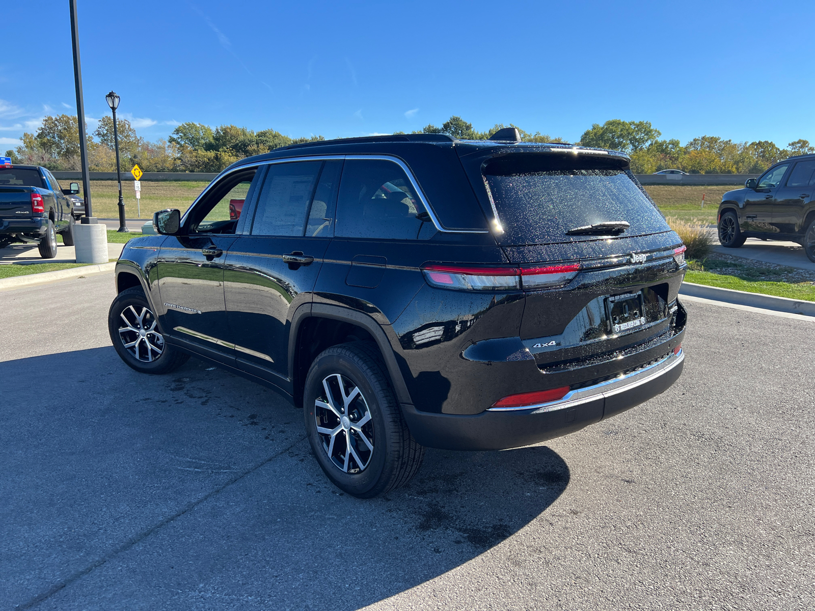 2025 Jeep Grand Cherokee Limited 7