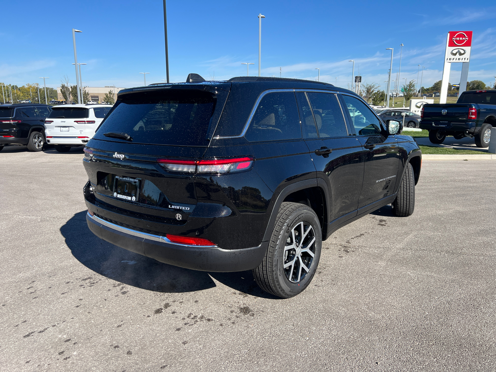 2025 Jeep Grand Cherokee Limited 9