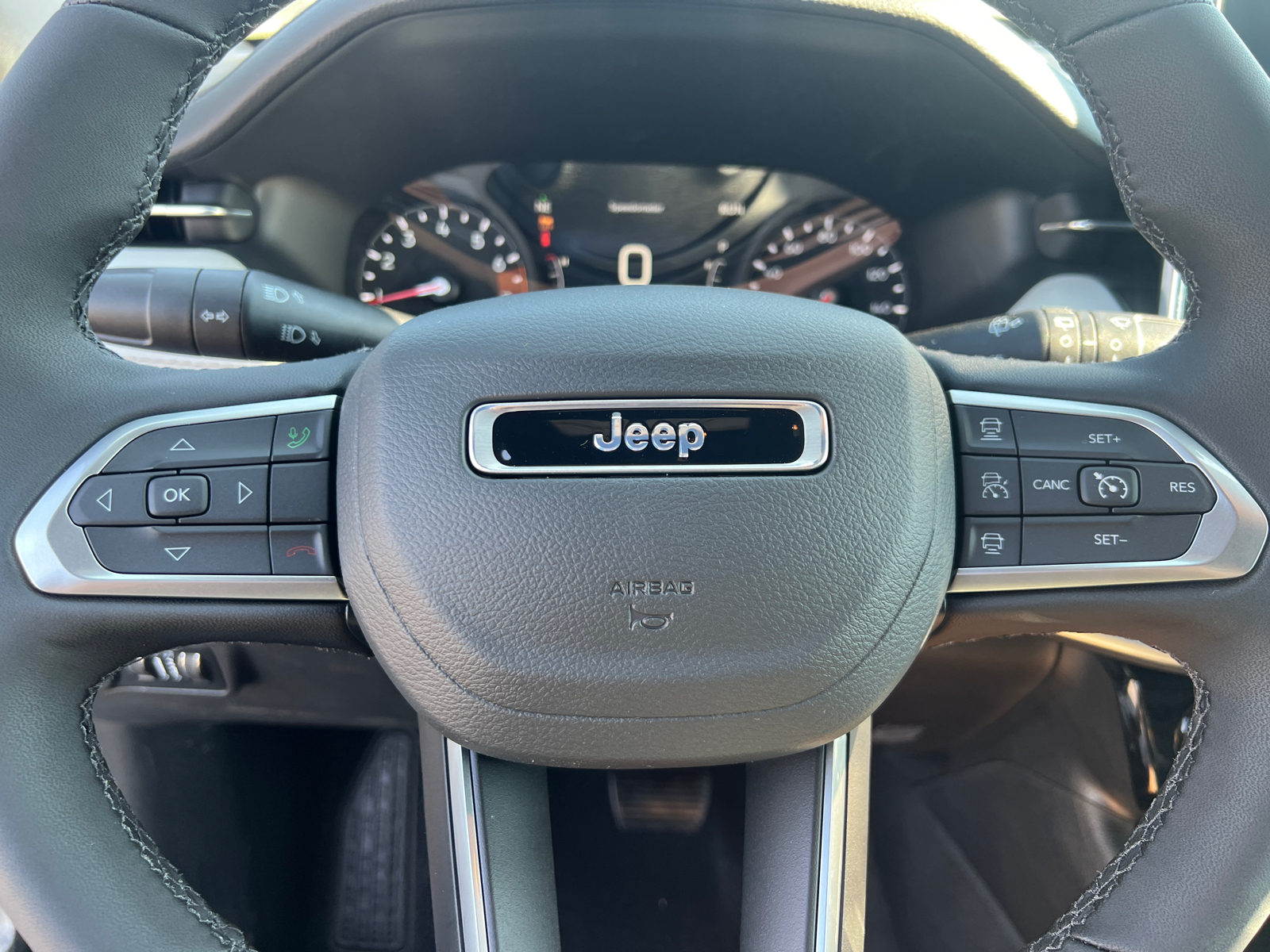 2025 Jeep Compass Limited 23