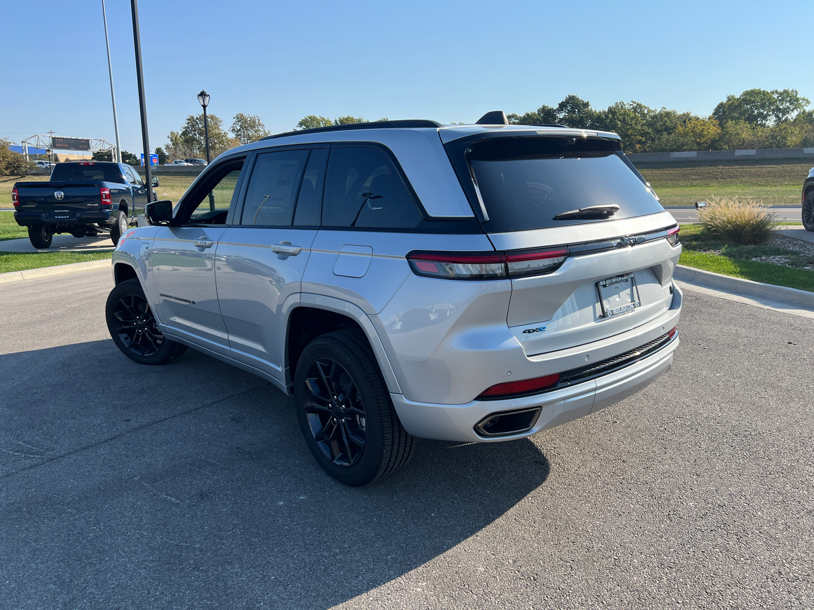 2025 Jeep Grand Cherokee 4xe Anniversary Edition 7