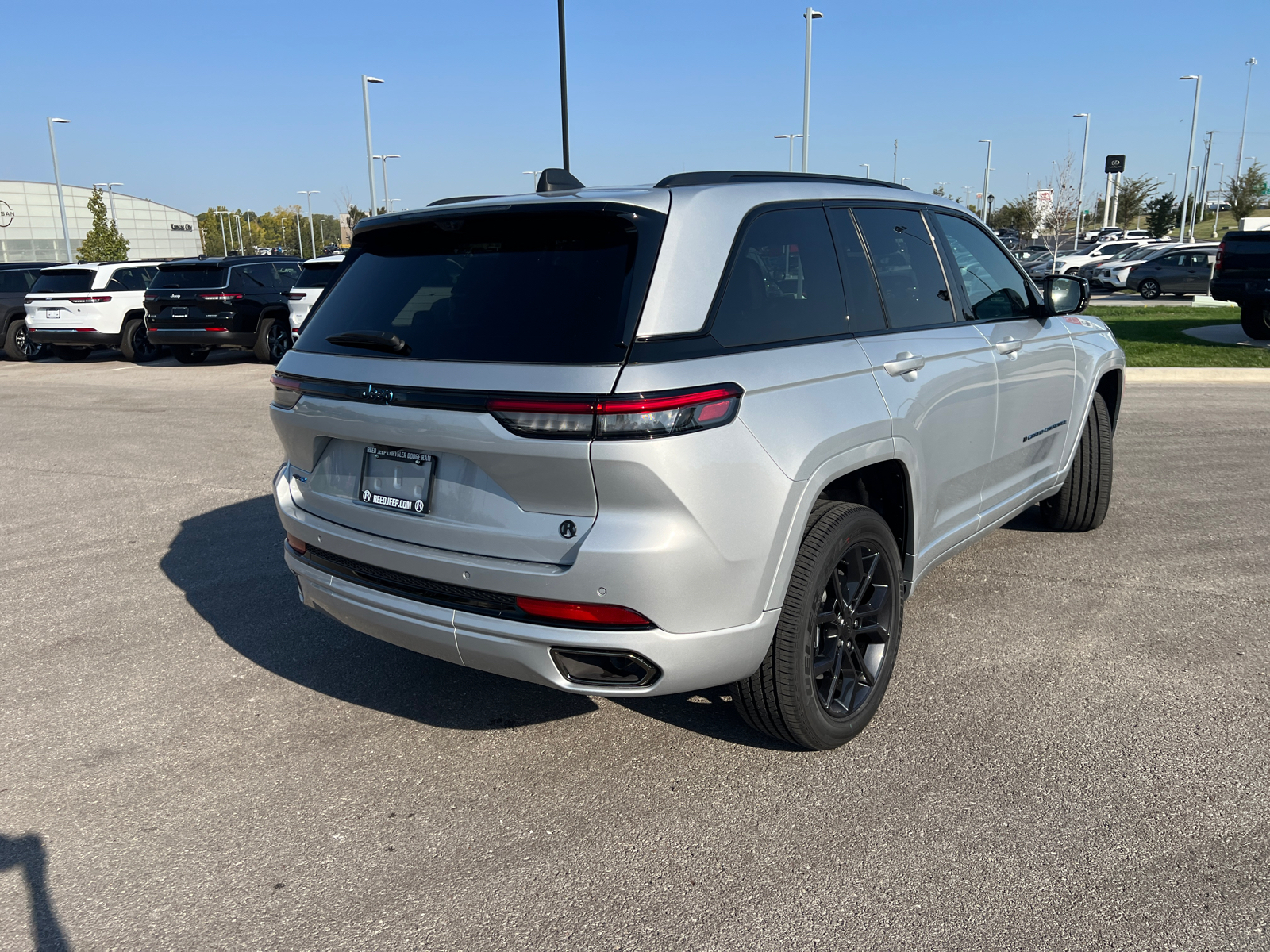 2025 Jeep Grand Cherokee 4xe Anniversary Edition 20