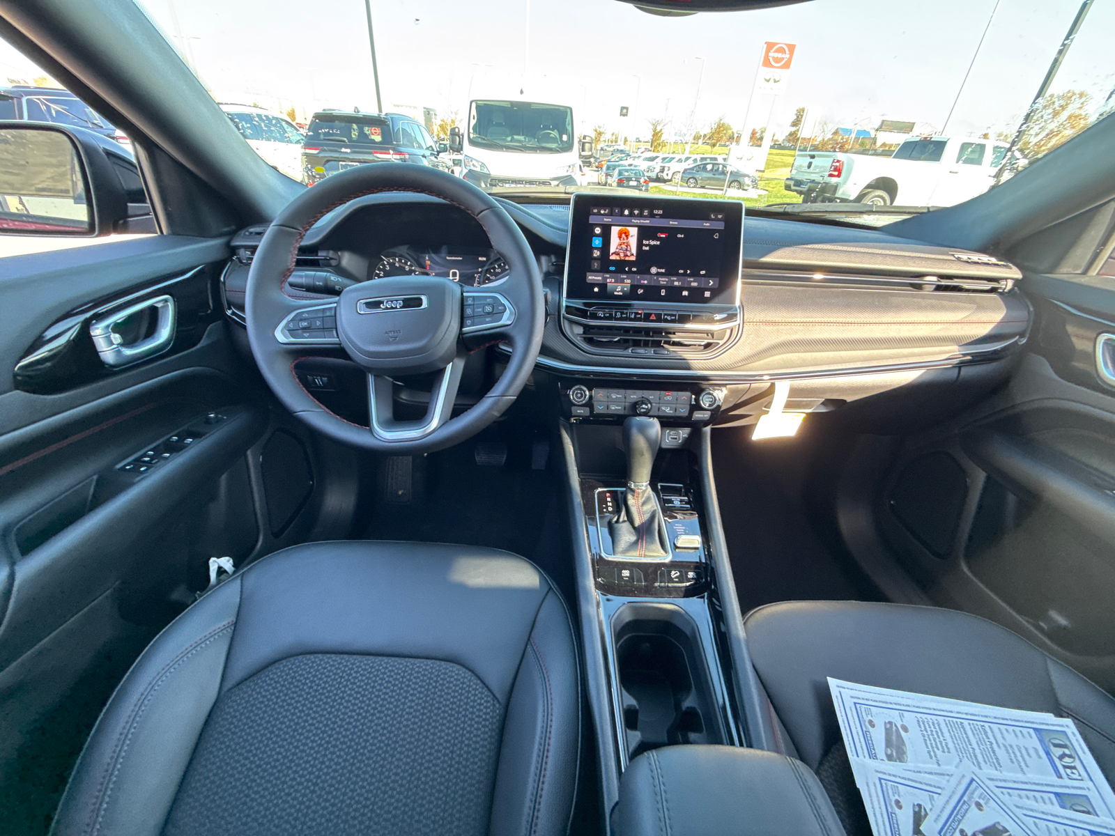 2025 Jeep Compass Trailhawk 15