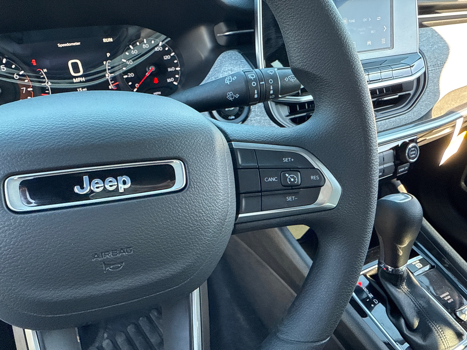 2025 Jeep Compass Sport 13