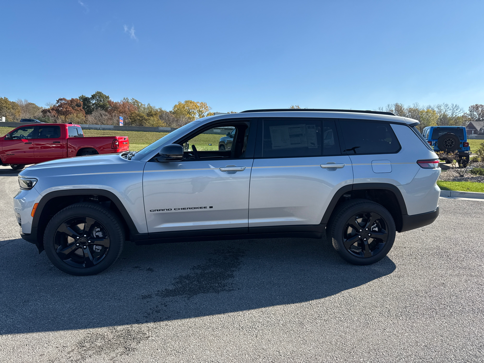 2025 Jeep Grand Cherokee L Limited 5