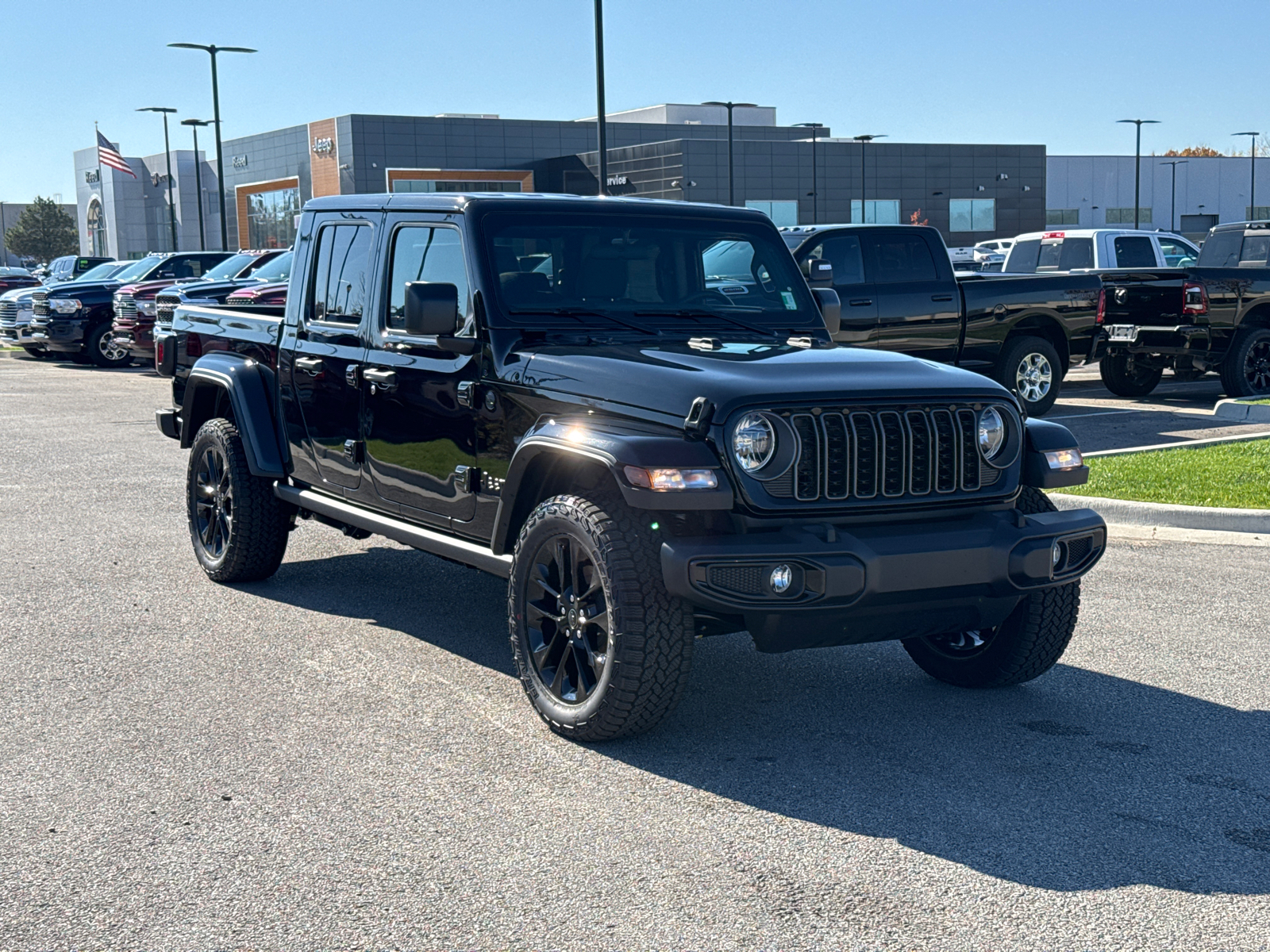 2025 Jeep Gladiator Nighthawk 4x4 2