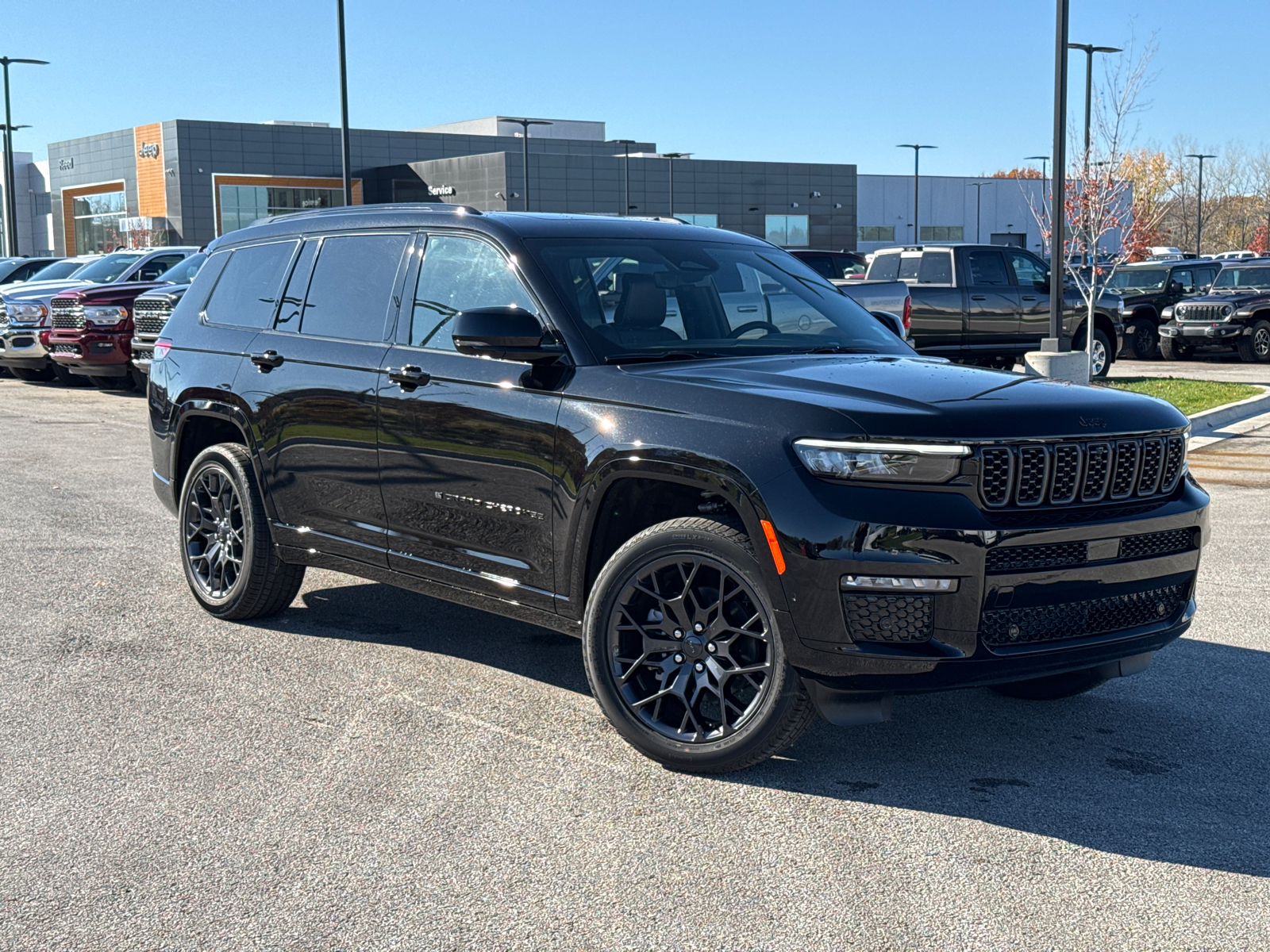 2025 Jeep Grand Cherokee L Summit 1