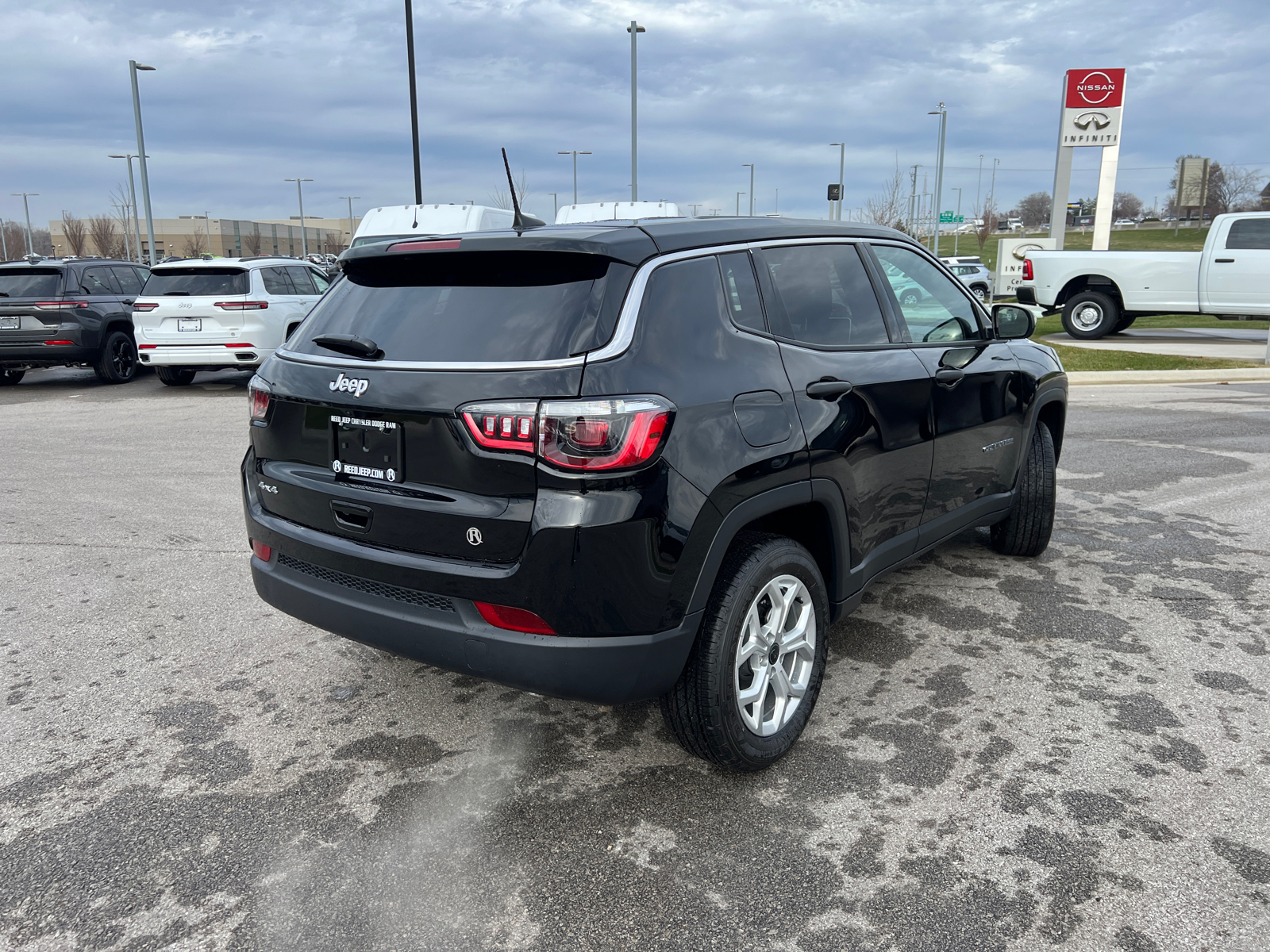 2025 Jeep Compass Sport 9