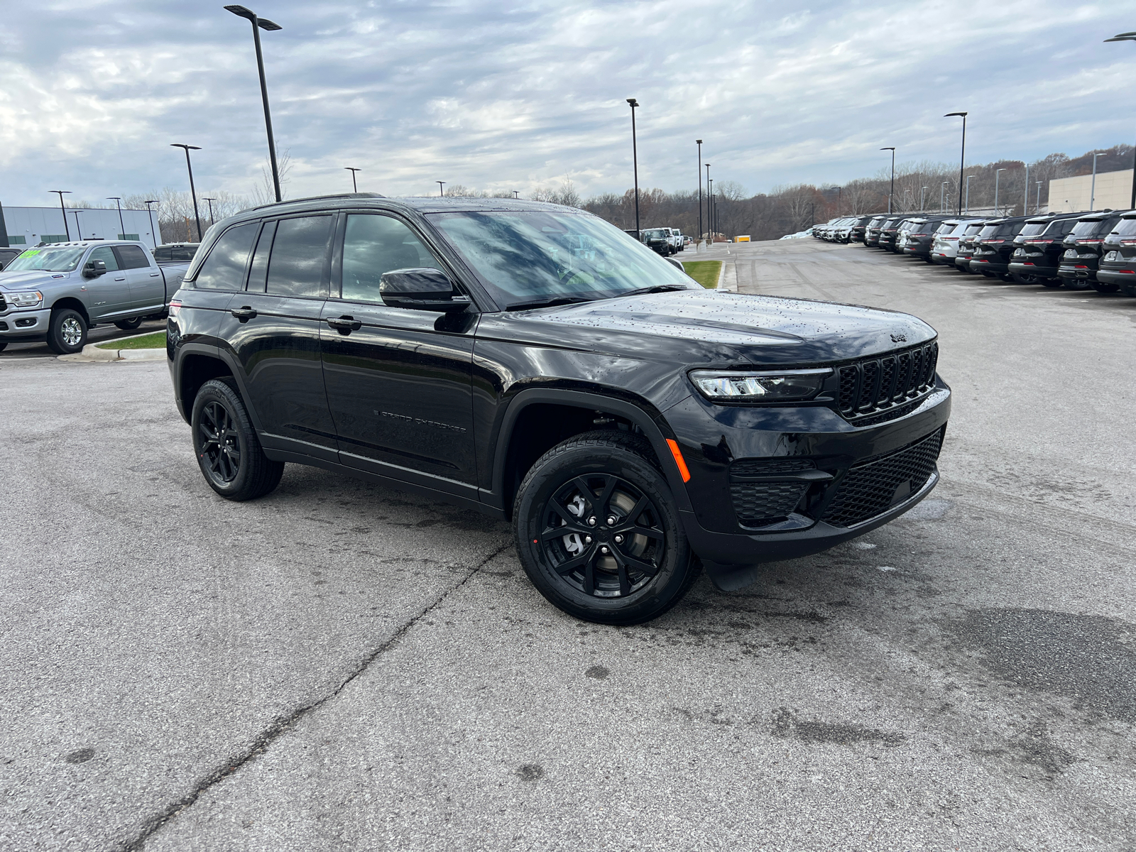 2025 Jeep Grand Cherokee Altitude X 1