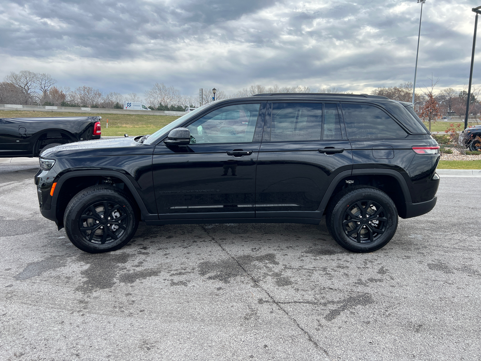 2025 Jeep Grand Cherokee Altitude X 5