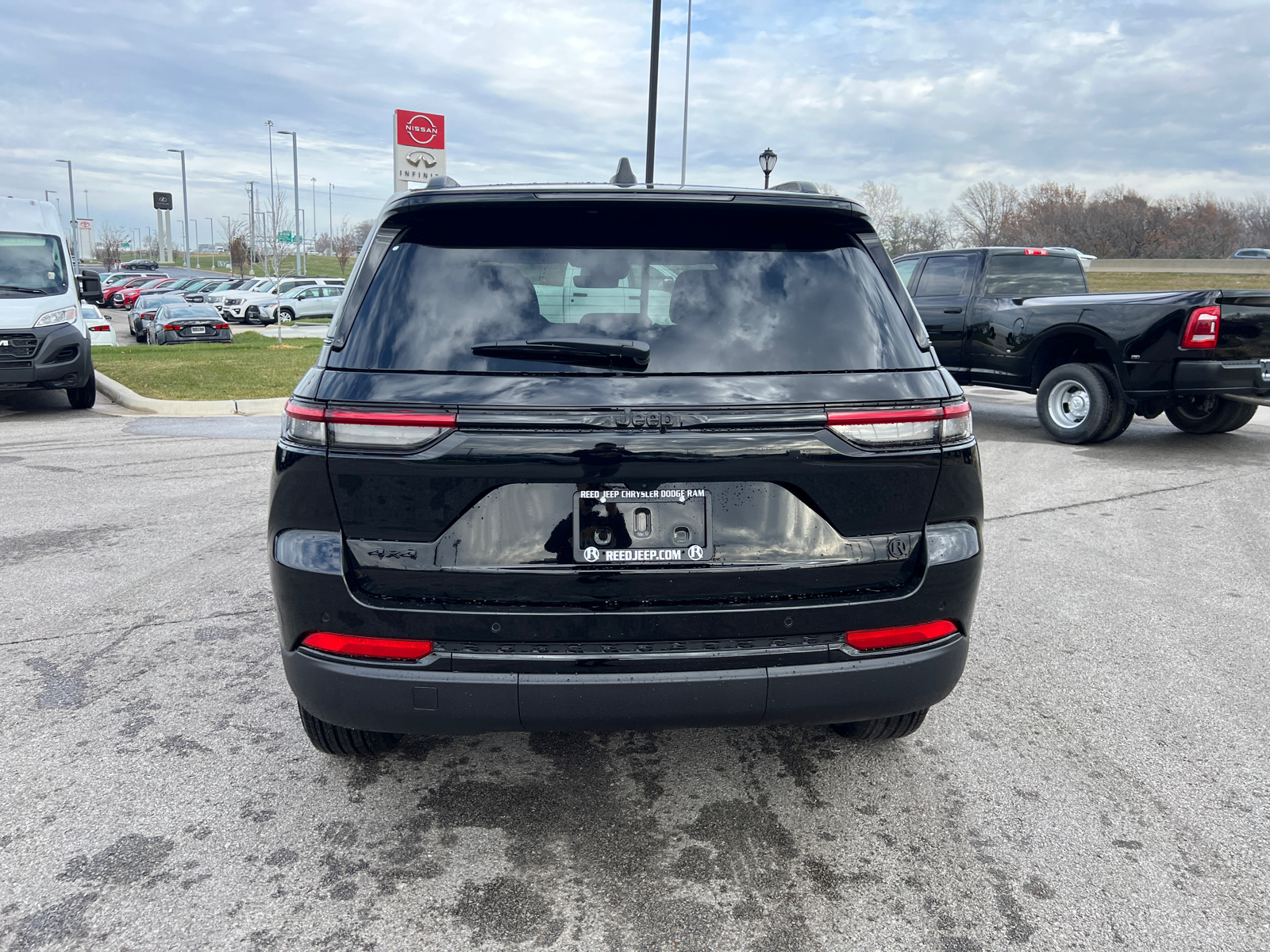 2025 Jeep Grand Cherokee Altitude X 8