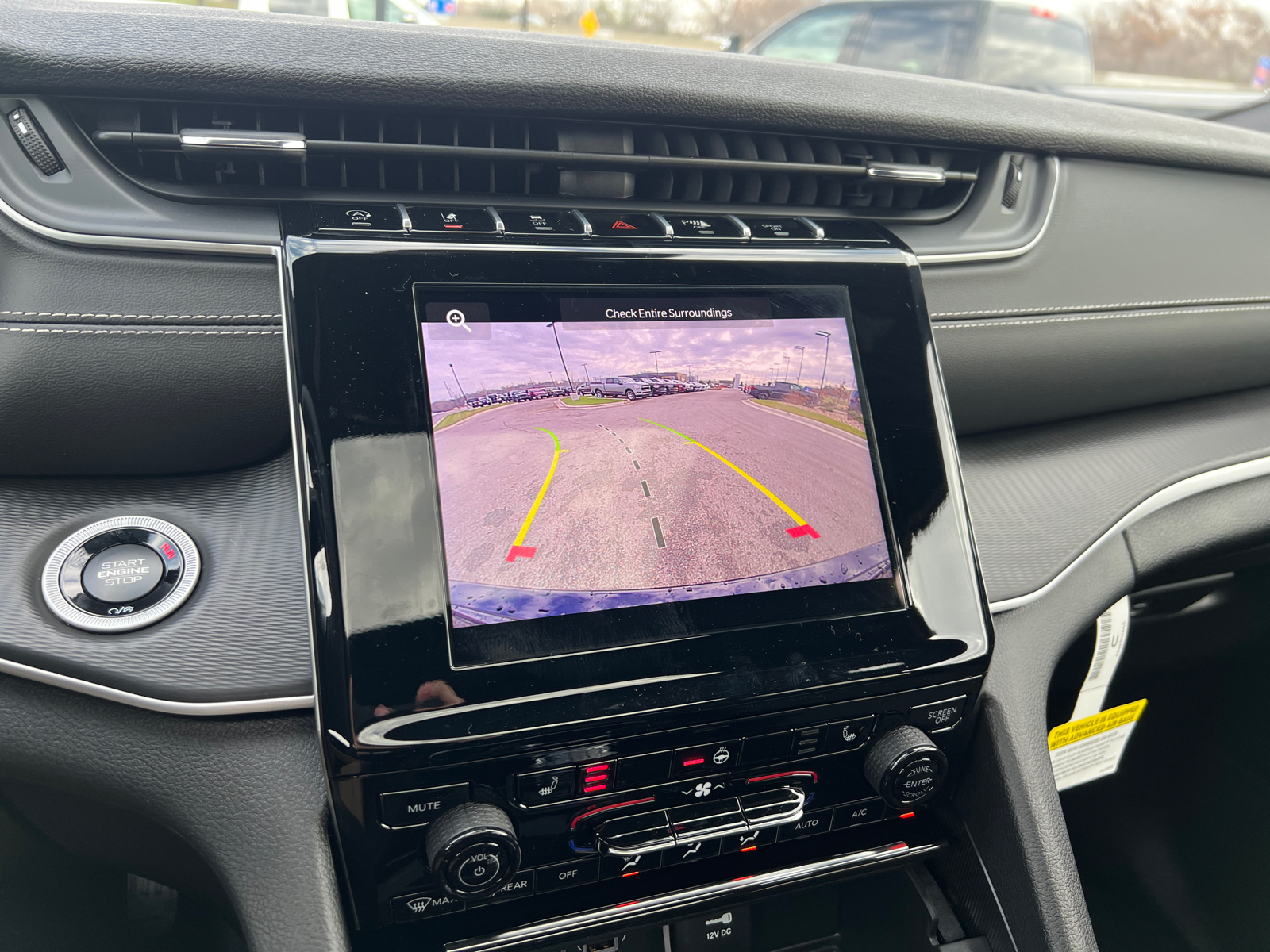 2025 Jeep Grand Cherokee Altitude X 26