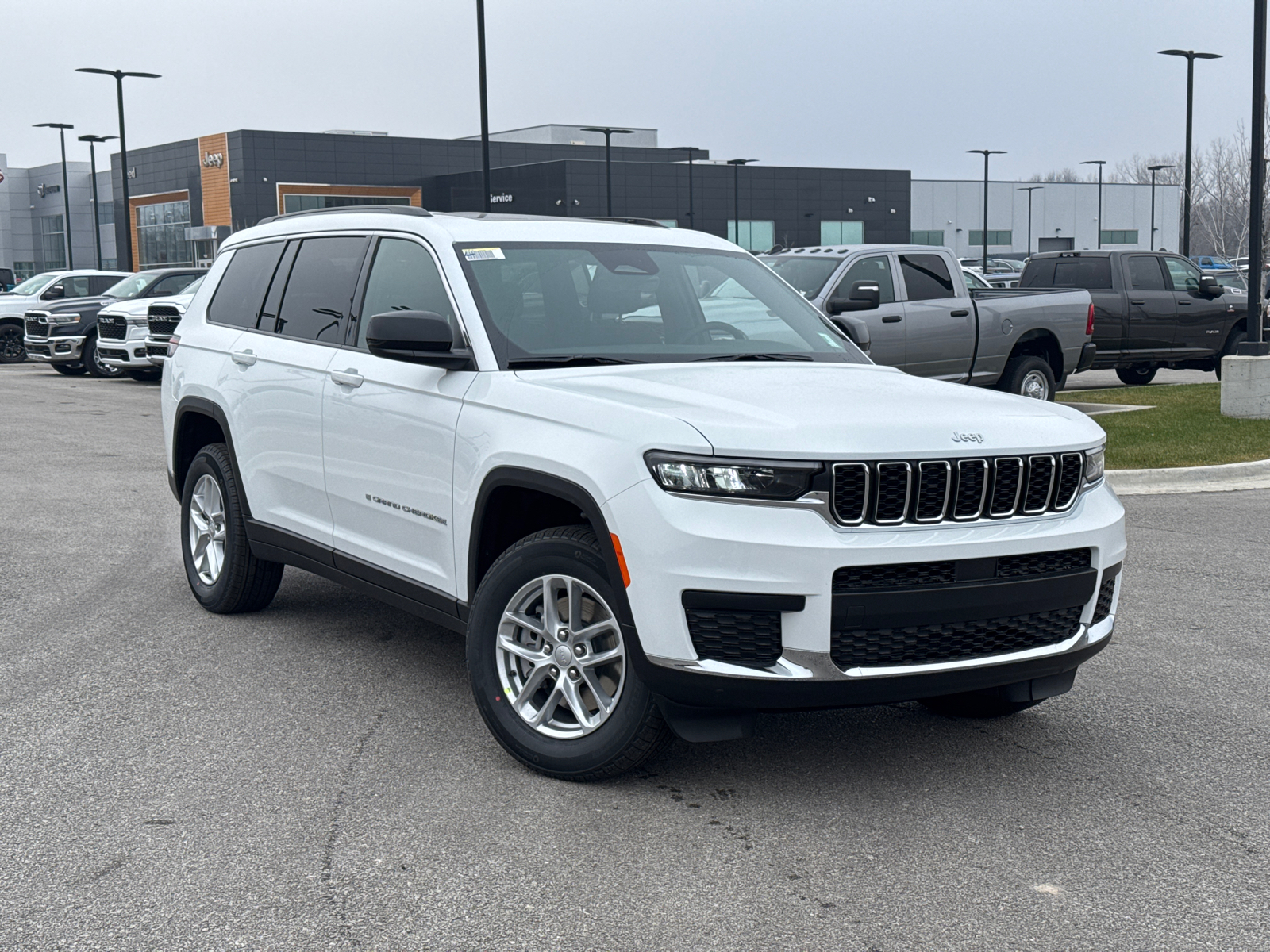 2025 Jeep Grand Cherokee L Laredo X 2