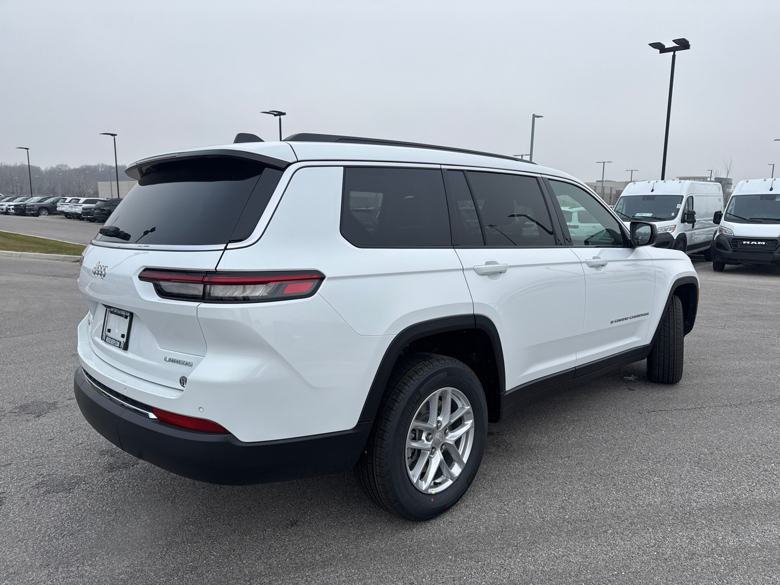 2025 Jeep Grand Cherokee L Laredo X 11