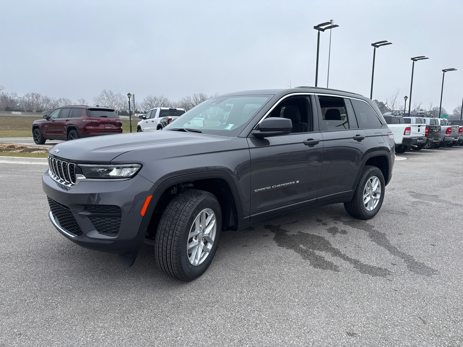 2025 Jeep Grand Cherokee Laredo X 4