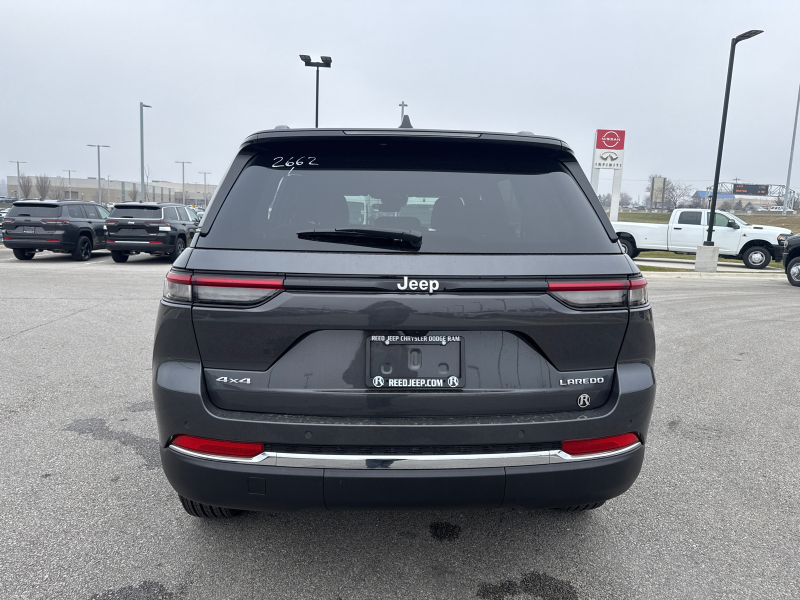 2025 Jeep Grand Cherokee Laredo X 8