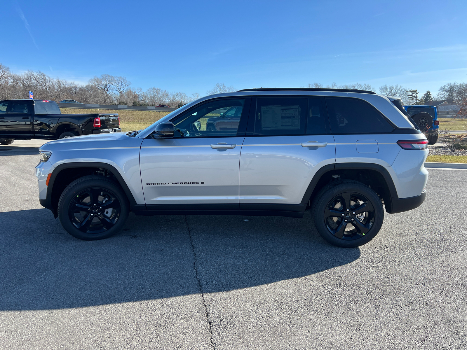 2025 Jeep Grand Cherokee Limited 5