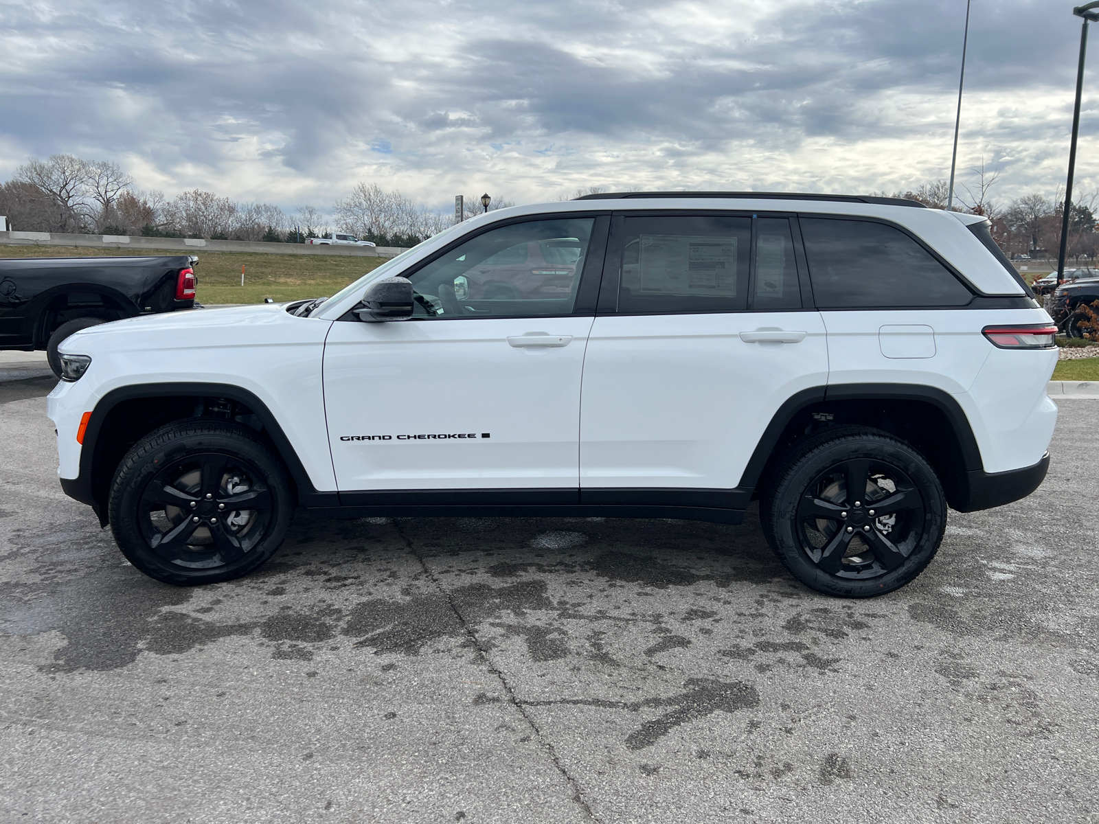 2025 Jeep Grand Cherokee Limited 5