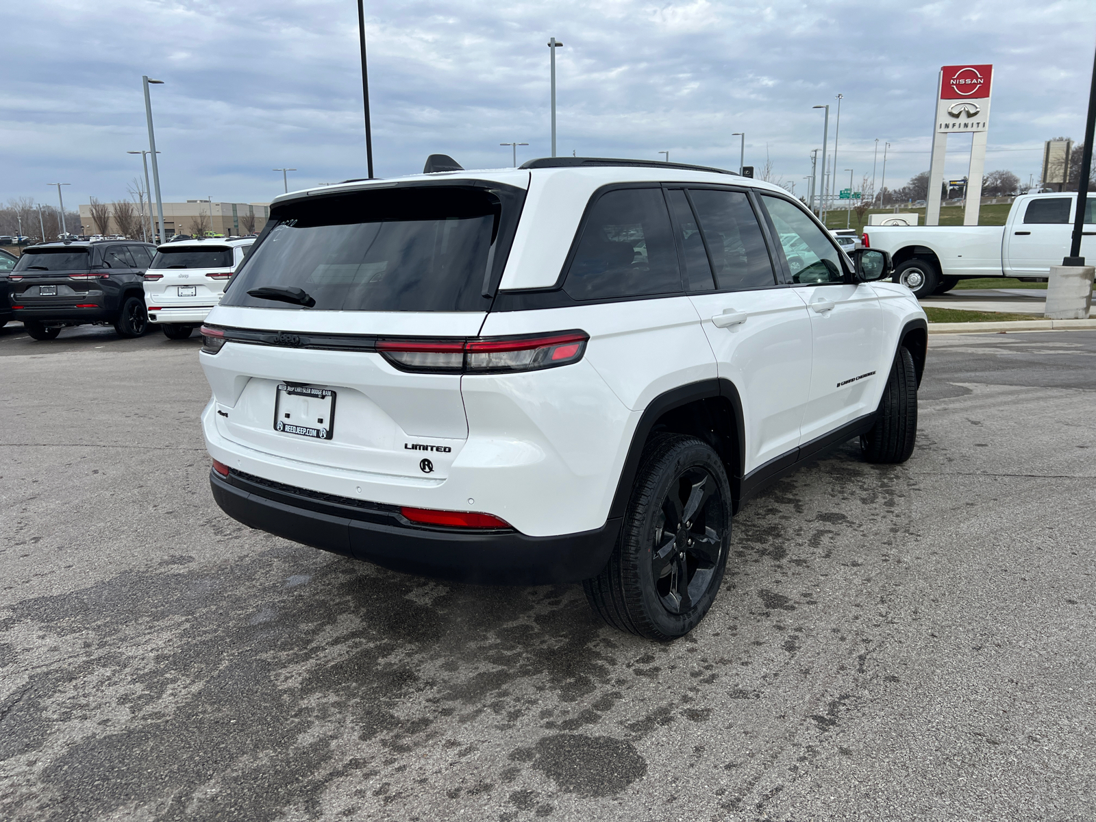 2025 Jeep Grand Cherokee Limited 9