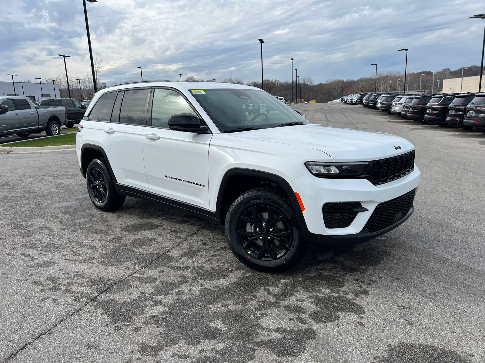 2025 Jeep Grand Cherokee Altitude X 1