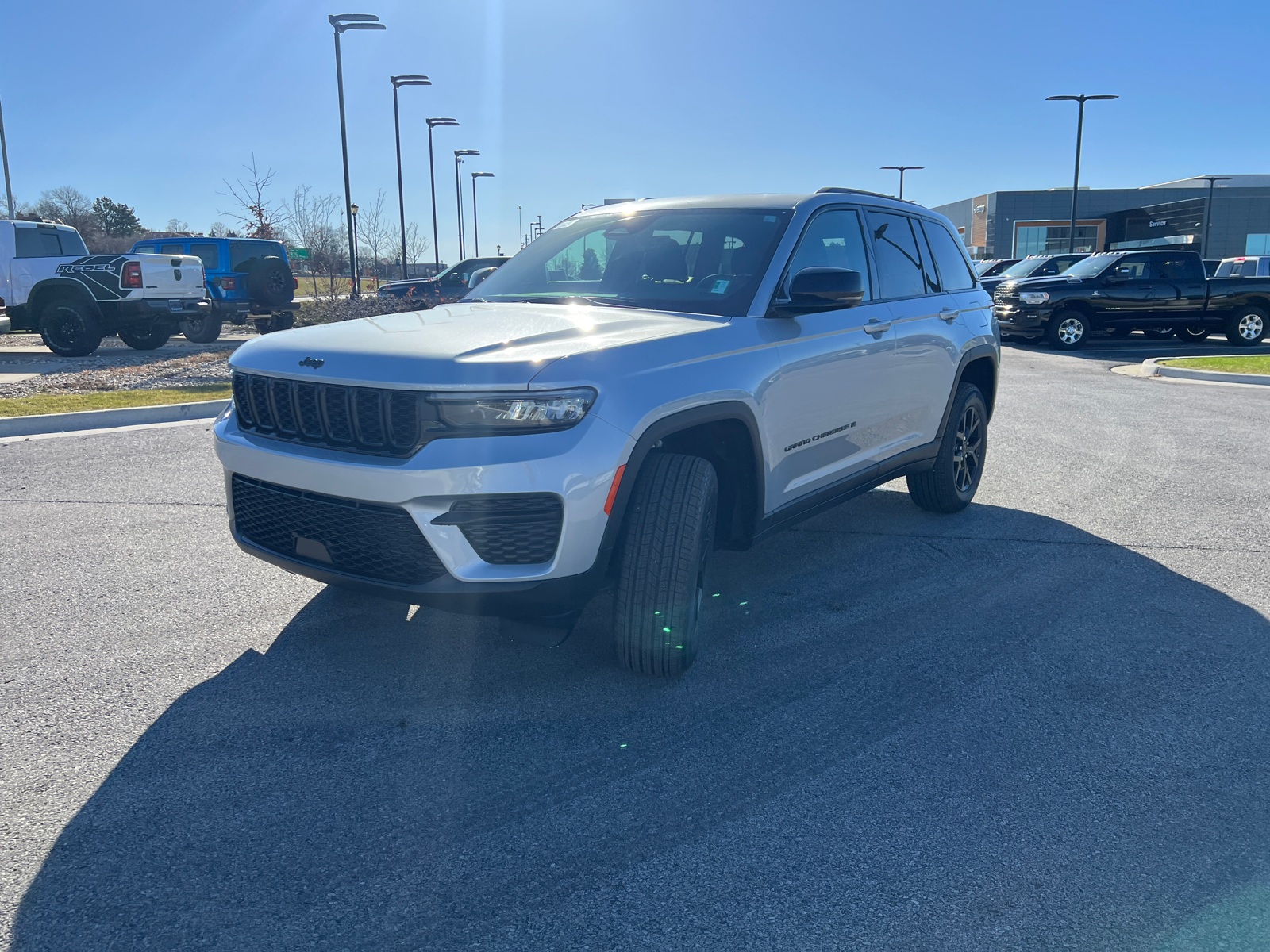 2025 Jeep Grand Cherokee ALTITUDE X 4X4 4