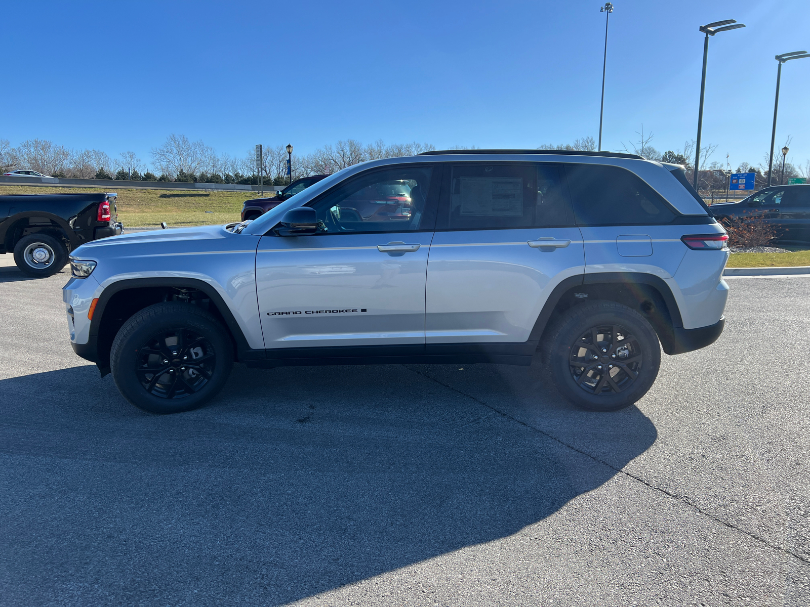 2025 Jeep Grand Cherokee ALTITUDE X 4X4 5