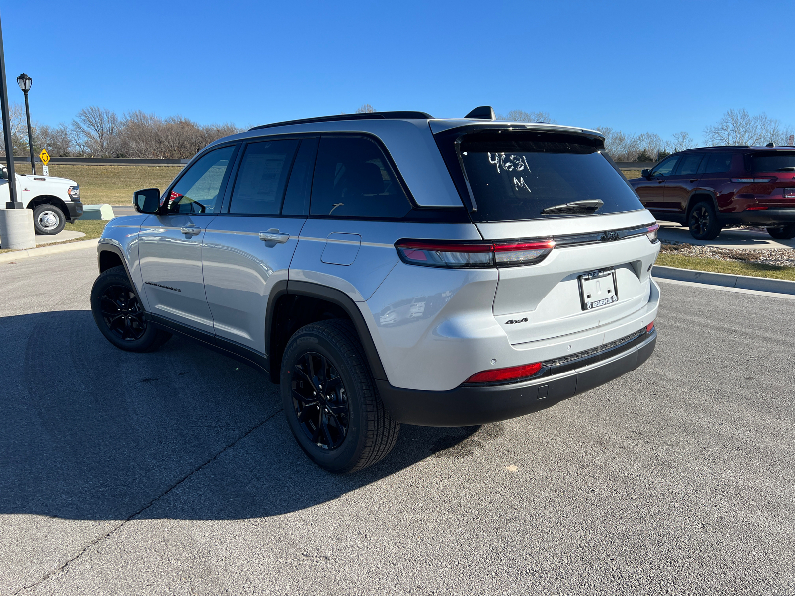 2025 Jeep Grand Cherokee ALTITUDE X 4X4 7