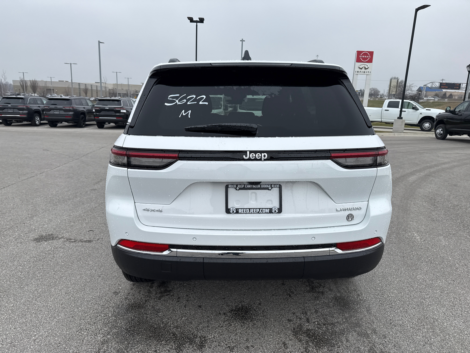 2025 Jeep Grand Cherokee Laredo X 8