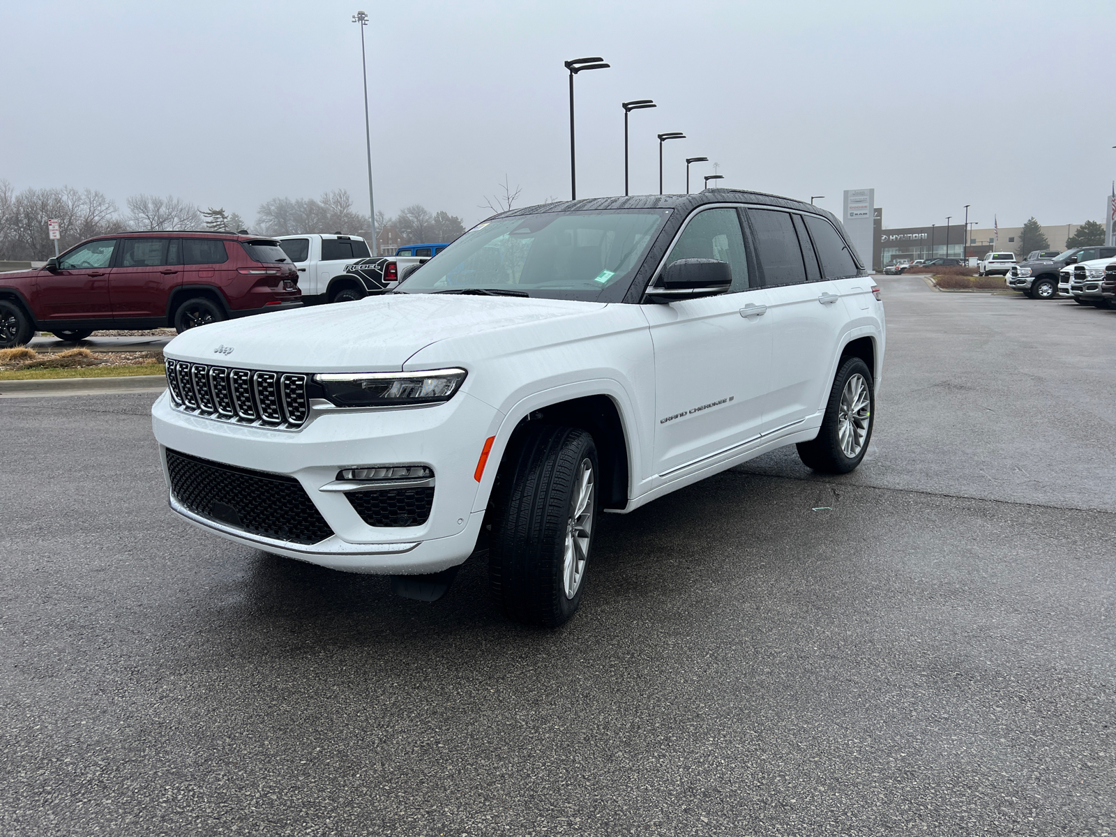 2025 Jeep Grand Cherokee Summit 4