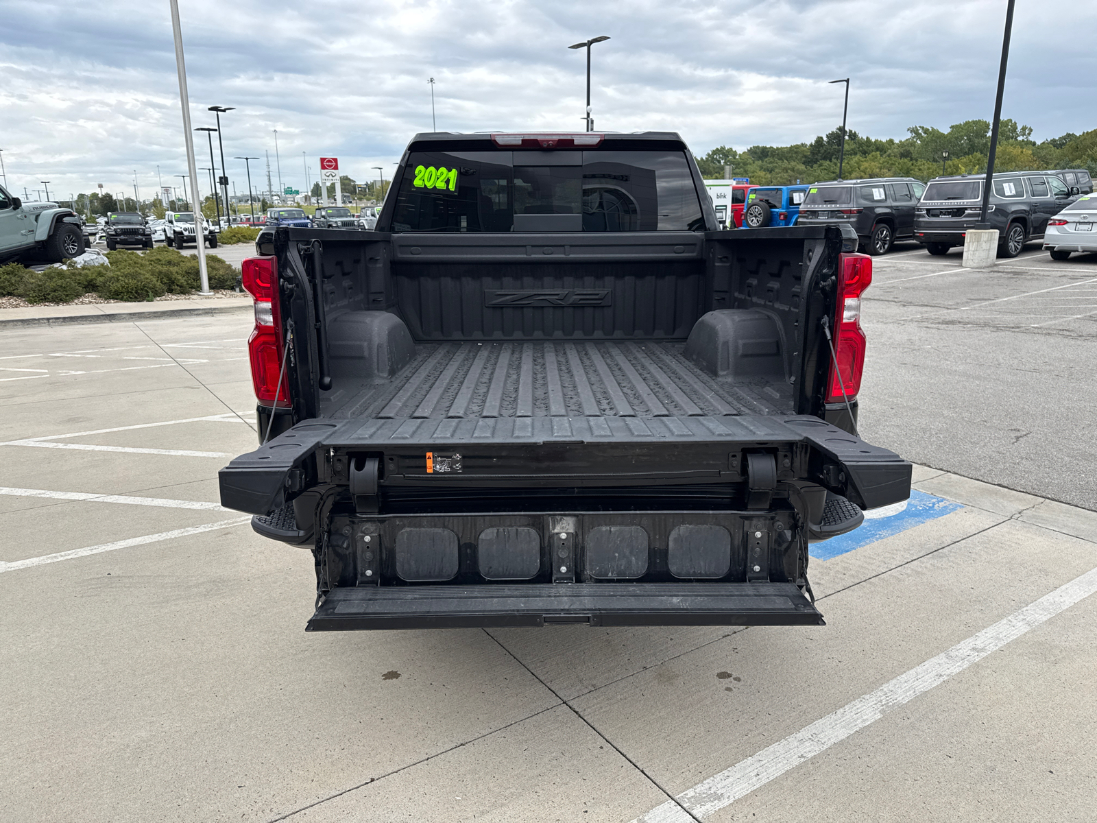 2023 Chevrolet Silverado 1500 ZR2 4WD Crew Cab 147 11