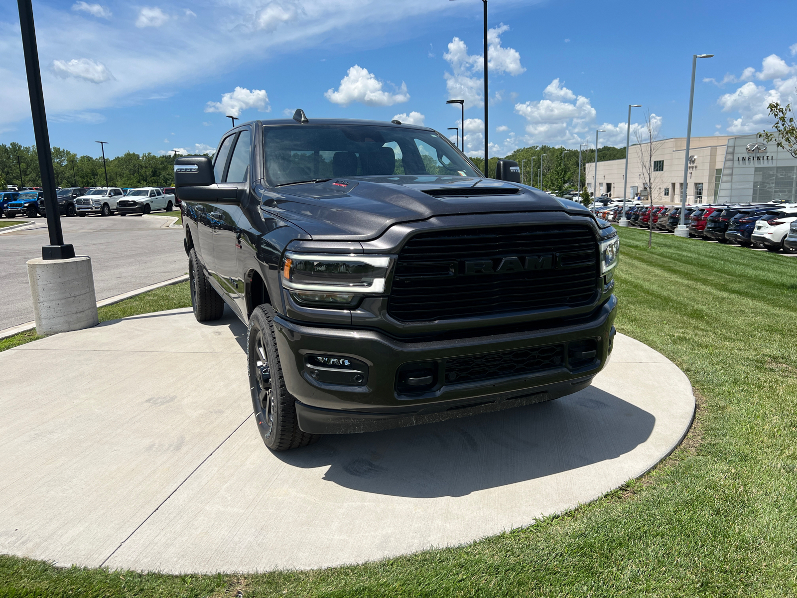 2024 Ram 2500 Laramie 4x4 Crew Cab 64 Box 2