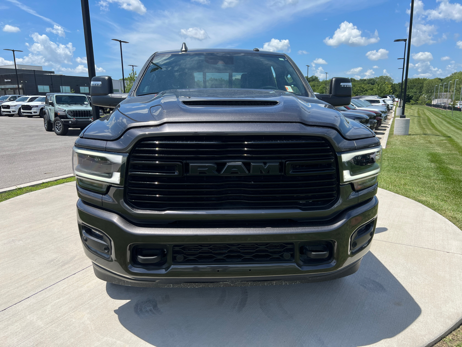 2024 Ram 2500 Laramie 4x4 Crew Cab 64 Box 3