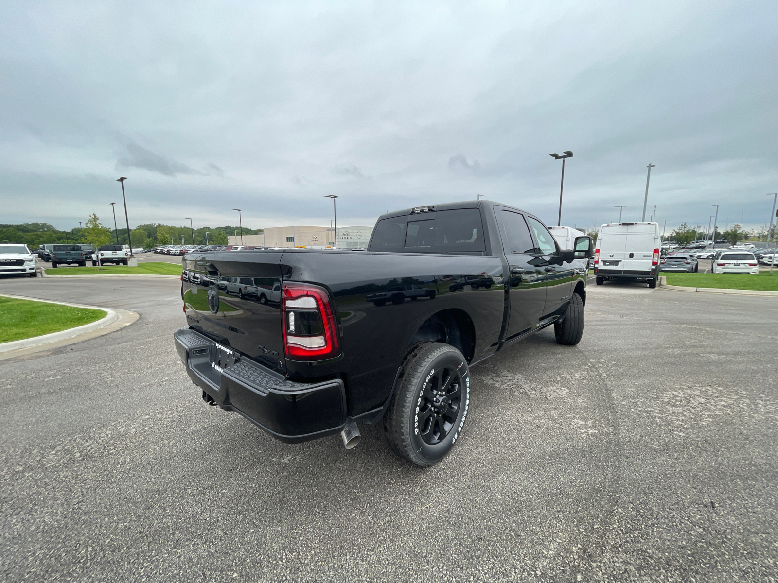 2024 Ram 2500 Laramie 4x4 Crew Cab 64 Box 12