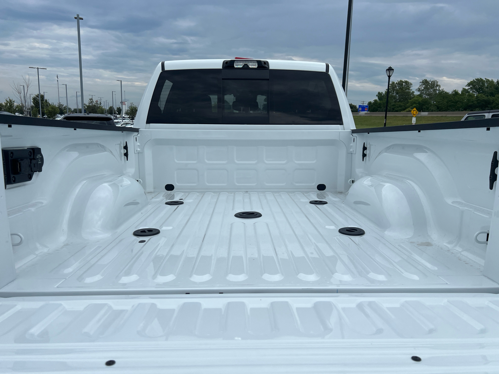 2024 Ram 2500 Laramie 4x4 Crew Cab 64 Box 10