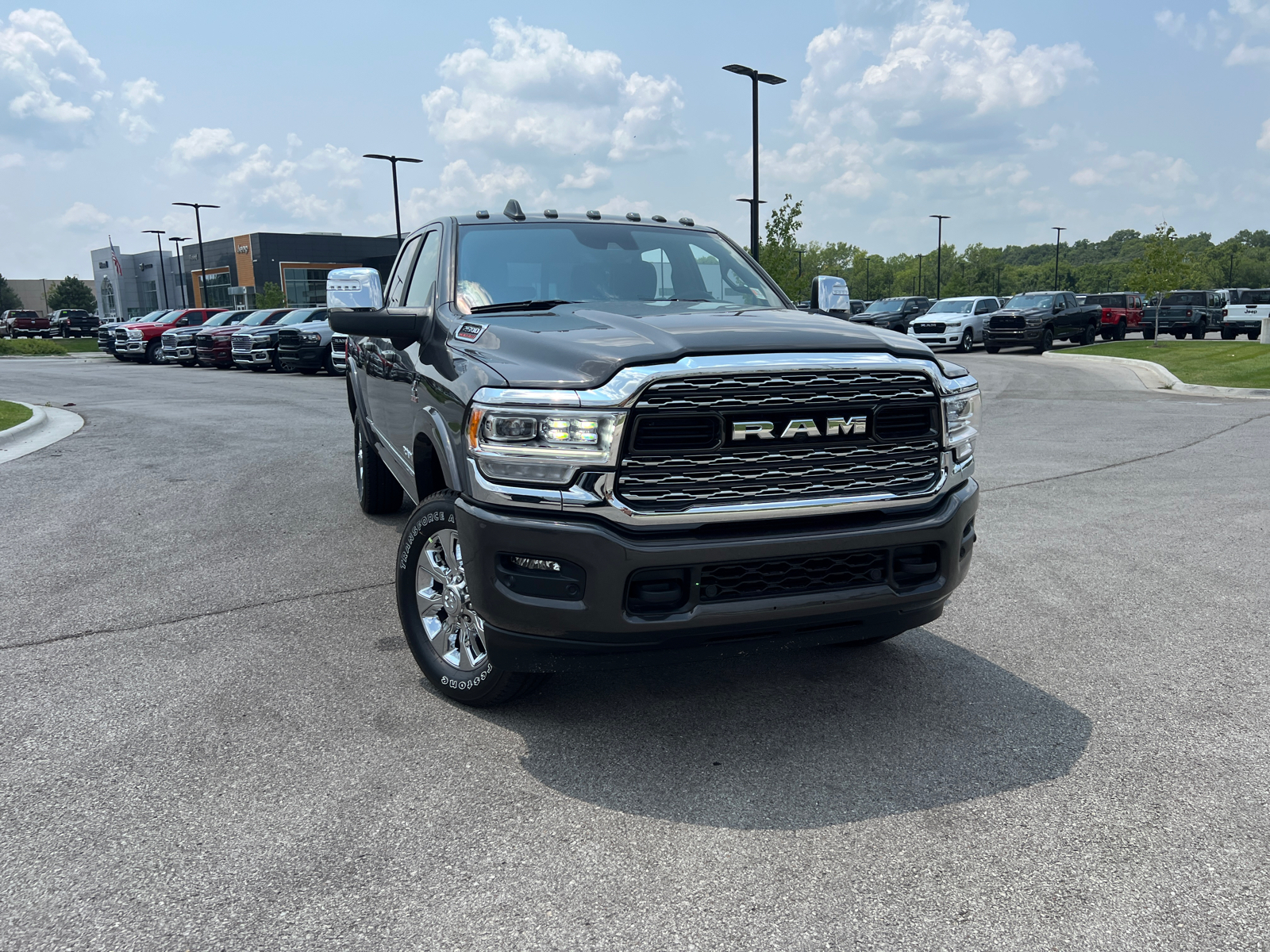 2024 Ram 2500 Limited 4x4 Crew Cab 64 Box 2